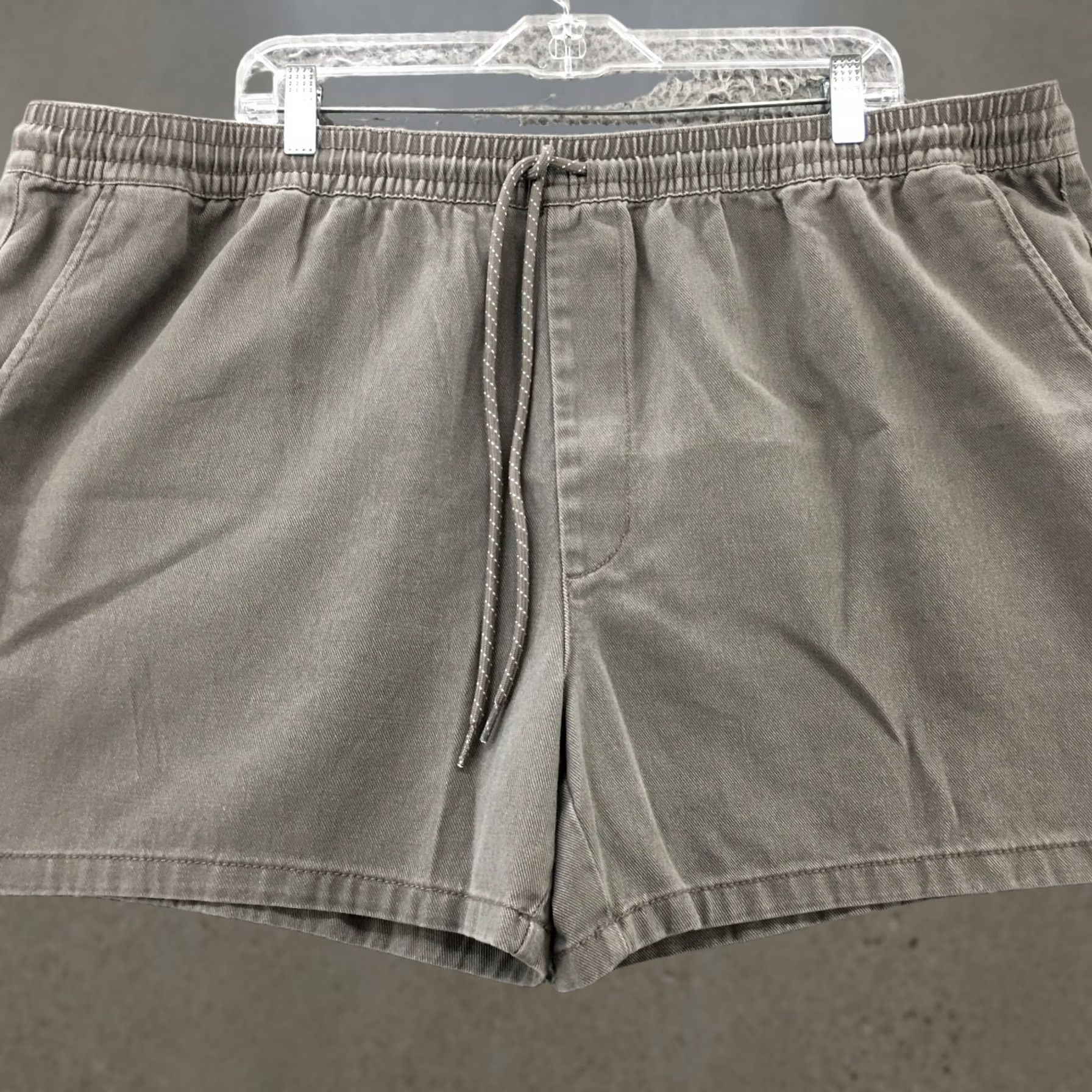 Vintage Arizona Jean Co Chino Shorts Mens 2XL Gray Cotton Drawstring Shorts Size US 39 - 1 Thumbnail