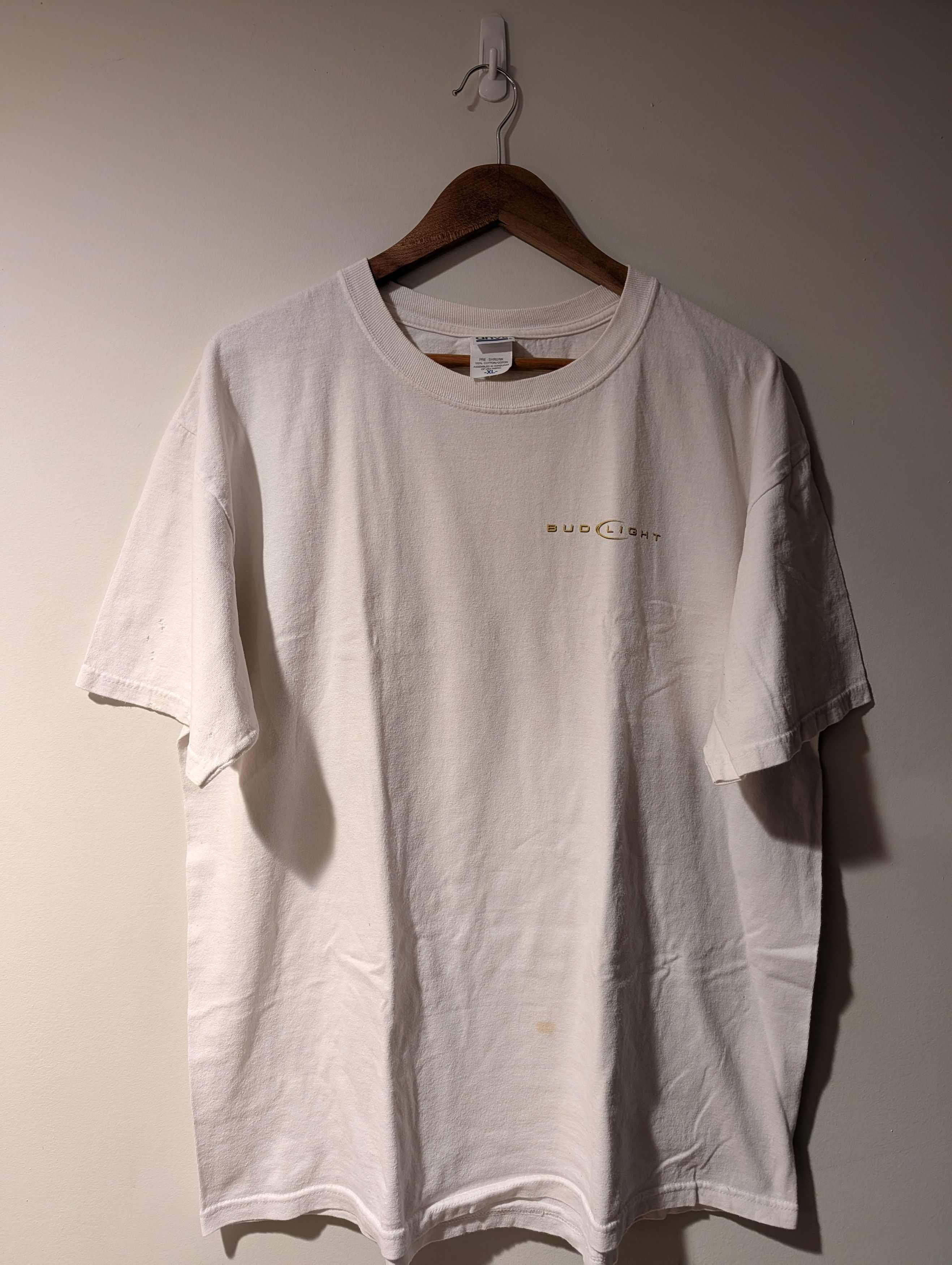 Budweiser Vintage 2006 Bud Light Cinco De Mayo Beer Budweiser T-Shirt Size US XL / EU 56 / 4 - 5 Thumbnail