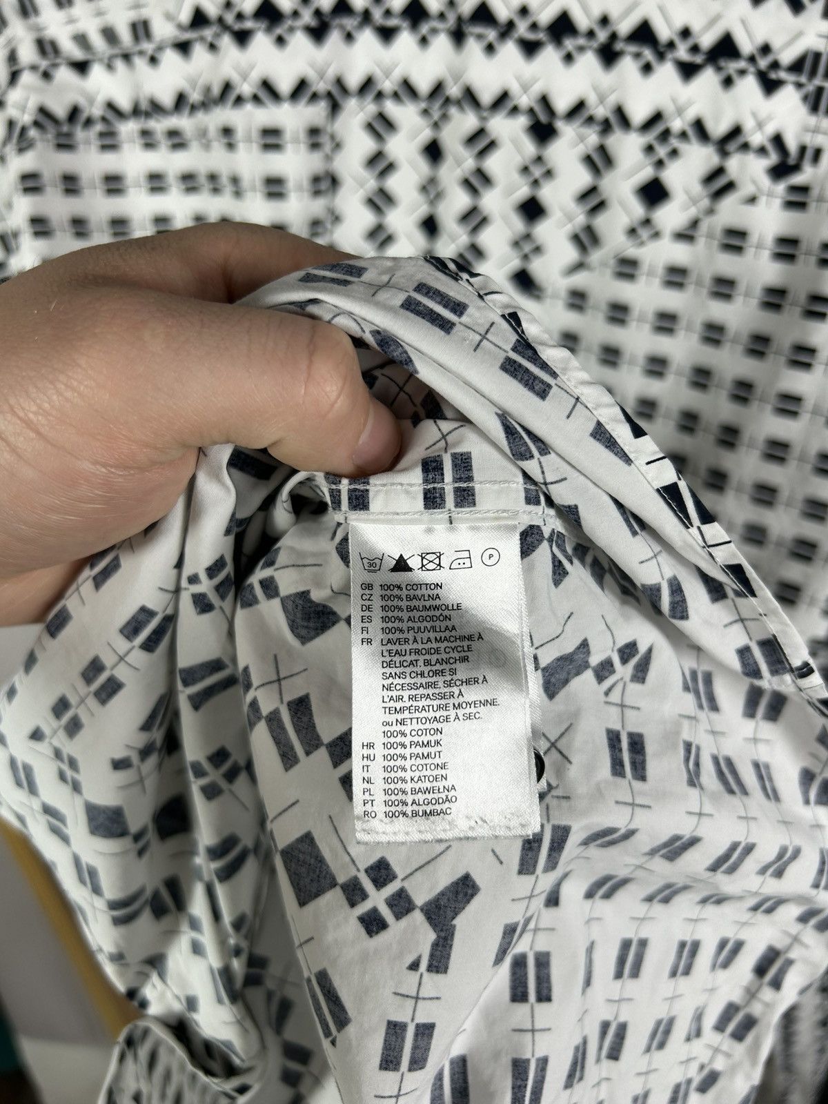 Marni MARNI H&M Art Geometric Designer Shirt Size XL Size US XL / EU 56 / 4 - 13 Thumbnail