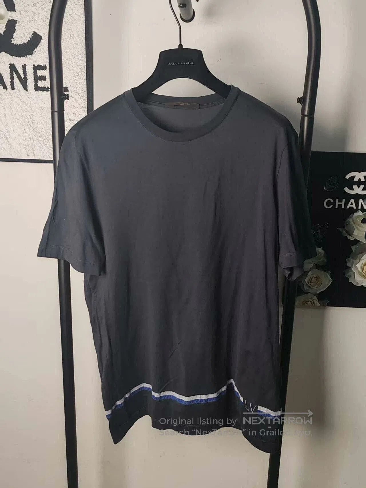 Louis Vuitton Authentic LV Logo Short Sleeve Shirt. Size US M / EU 48-50 / 2 - 1 Thumbnail