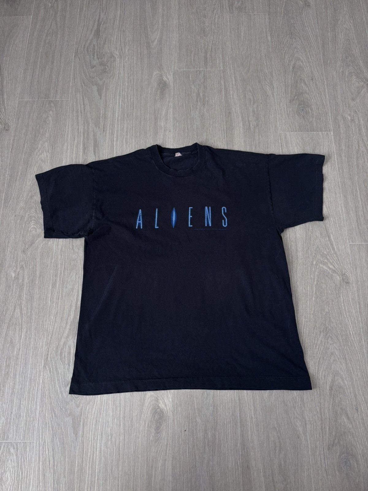 Vintage Vintage Aliens 1999s t shirt 90s rare Size US L / EU 52-54 / 3 - 1 Thumbnail