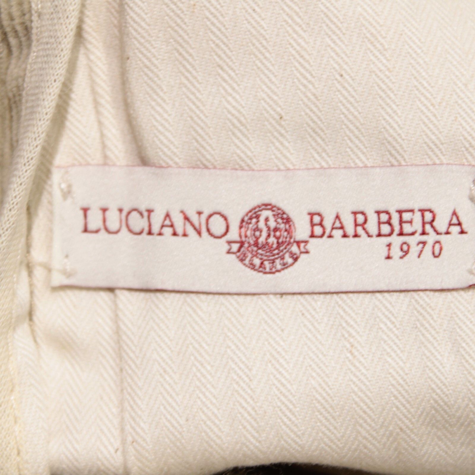 Luciano Barbera Luciano Barbera New with tags Chino Size 34 US In Beige Size US 34 / EU 50 - 9 Thumbnail