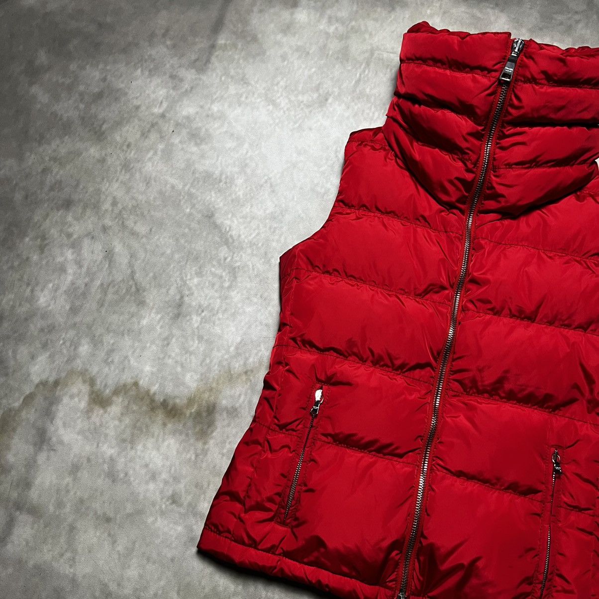 Prada Prada Down Puffer Vest Prada Re-Nylon Down Vest high end Size XS / US 0-2 / IT 36-38 - 4 Thumbnail