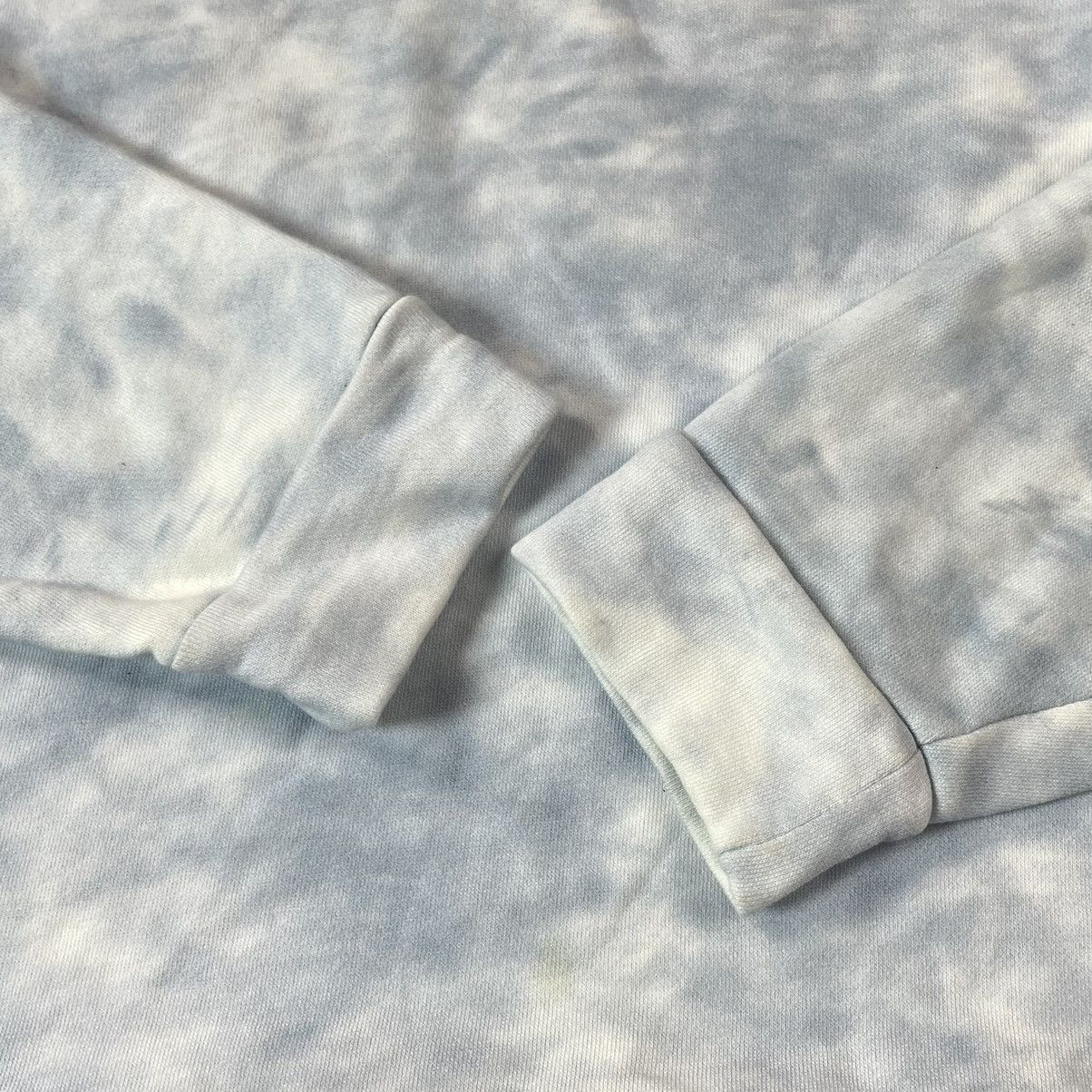 A.P.C. A.P.C Hubert Blue Lightweight Tie Dye Crewneck Size US S / EU 44-46 / 1 - 7 Thumbnail