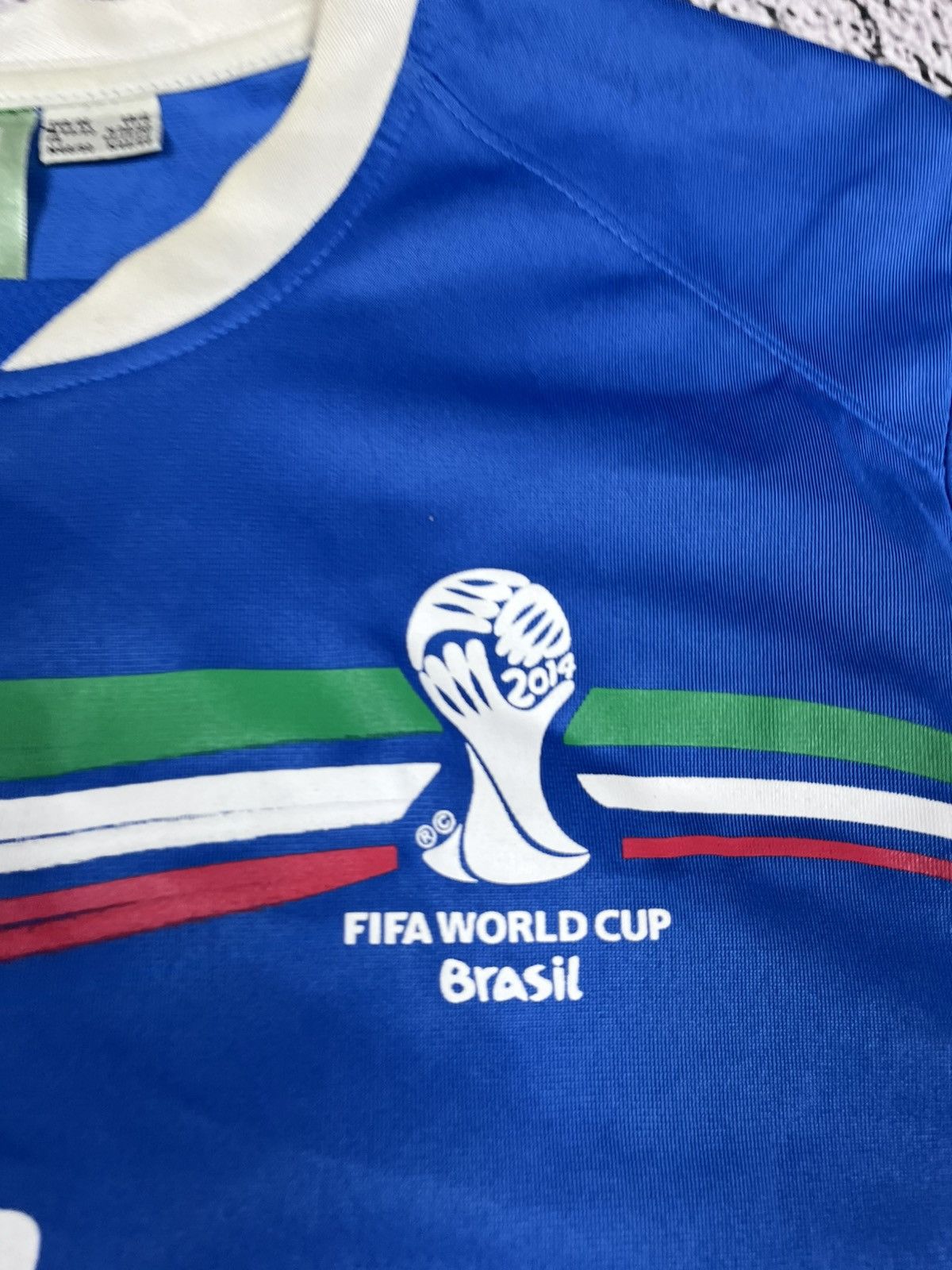 Vintage Vintage soccer football world cup 2014 fan jesrsey size m Size US M / EU 48-50 / 2 - 3 Thumbnail