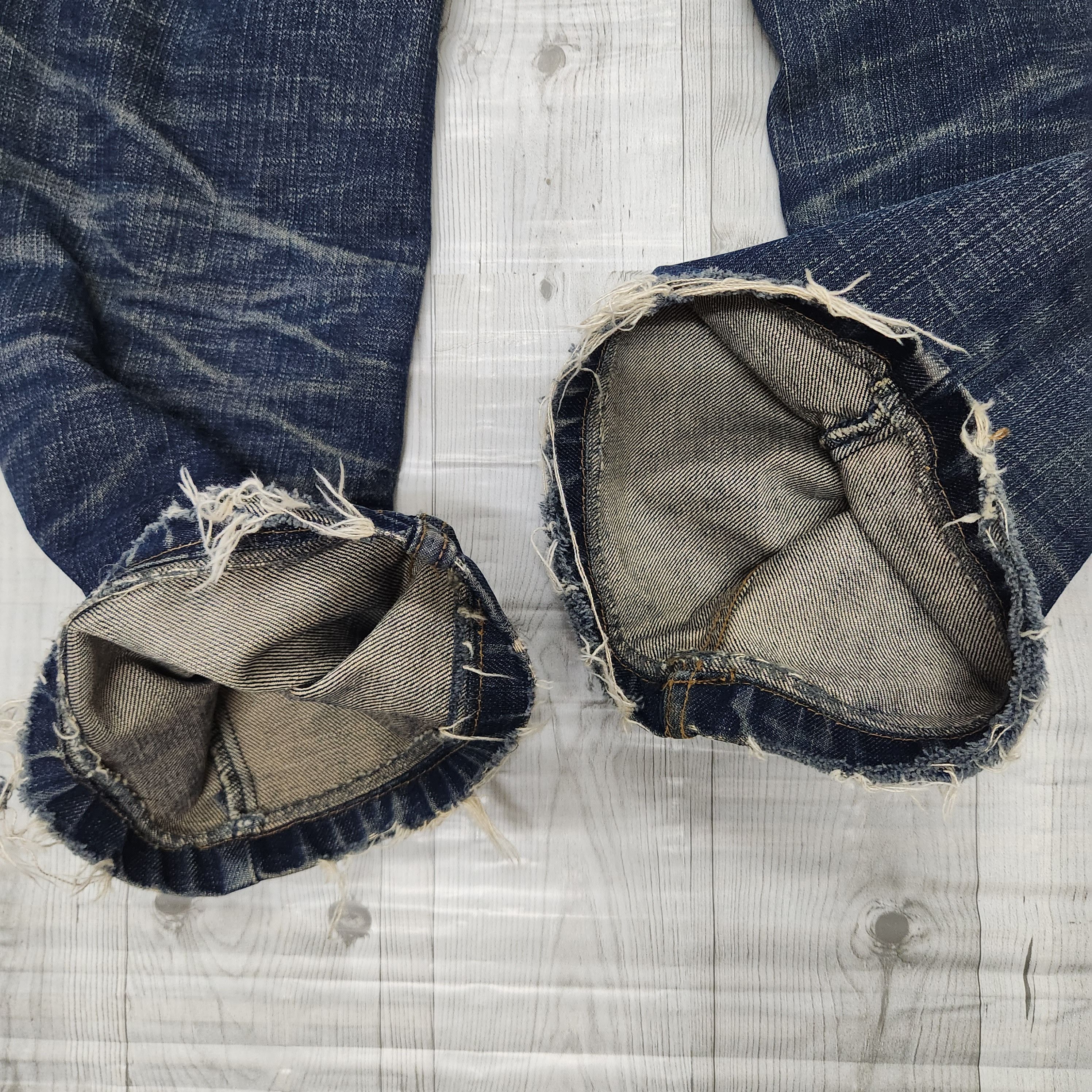 Denim & Co. × Japanese Brand Flared Denim & Co Red Pepper Thrashed Jeans Size US 28 / EU 44 - 12 Thumbnail