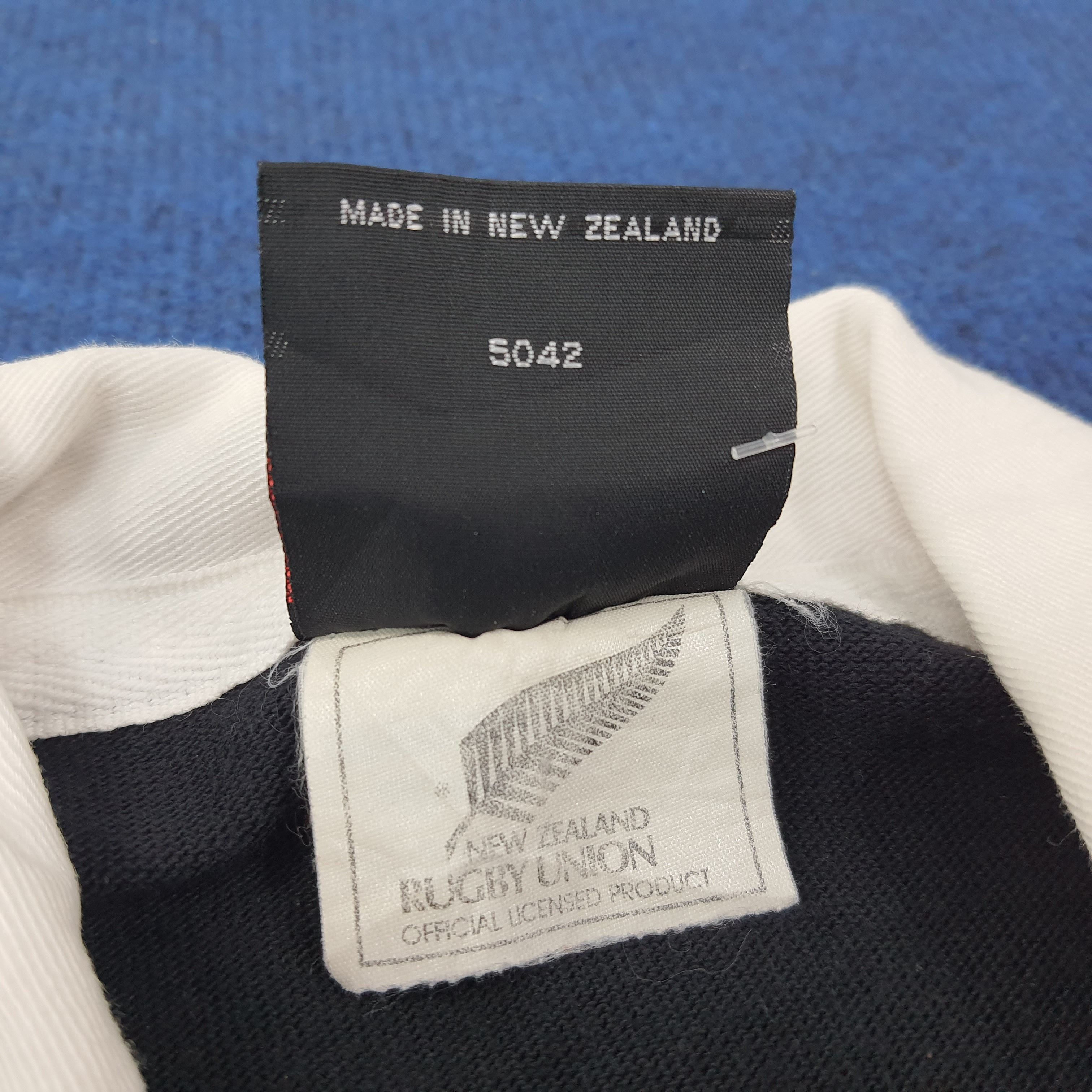 All Blacks Vintage Canterbury of New Zealand Rugby Union Polo C239N64 Size US L / EU 52-54 / 3 - 4 Thumbnail