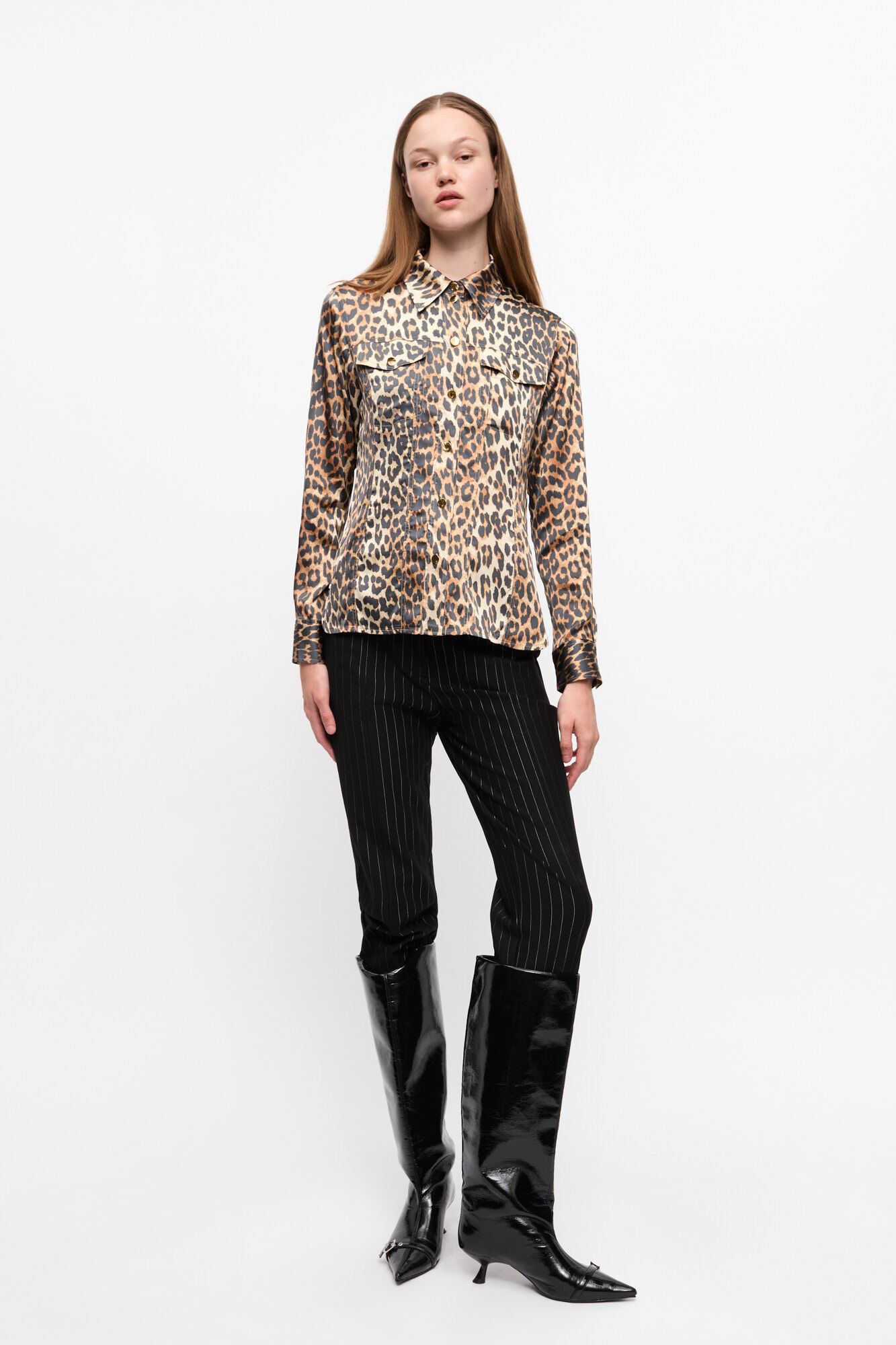 Ganni o1s22i1n0525 Leopard Print Satin Shirt in Leopard Size XS / US 0-2 / IT 36-38 - 4 Thumbnail