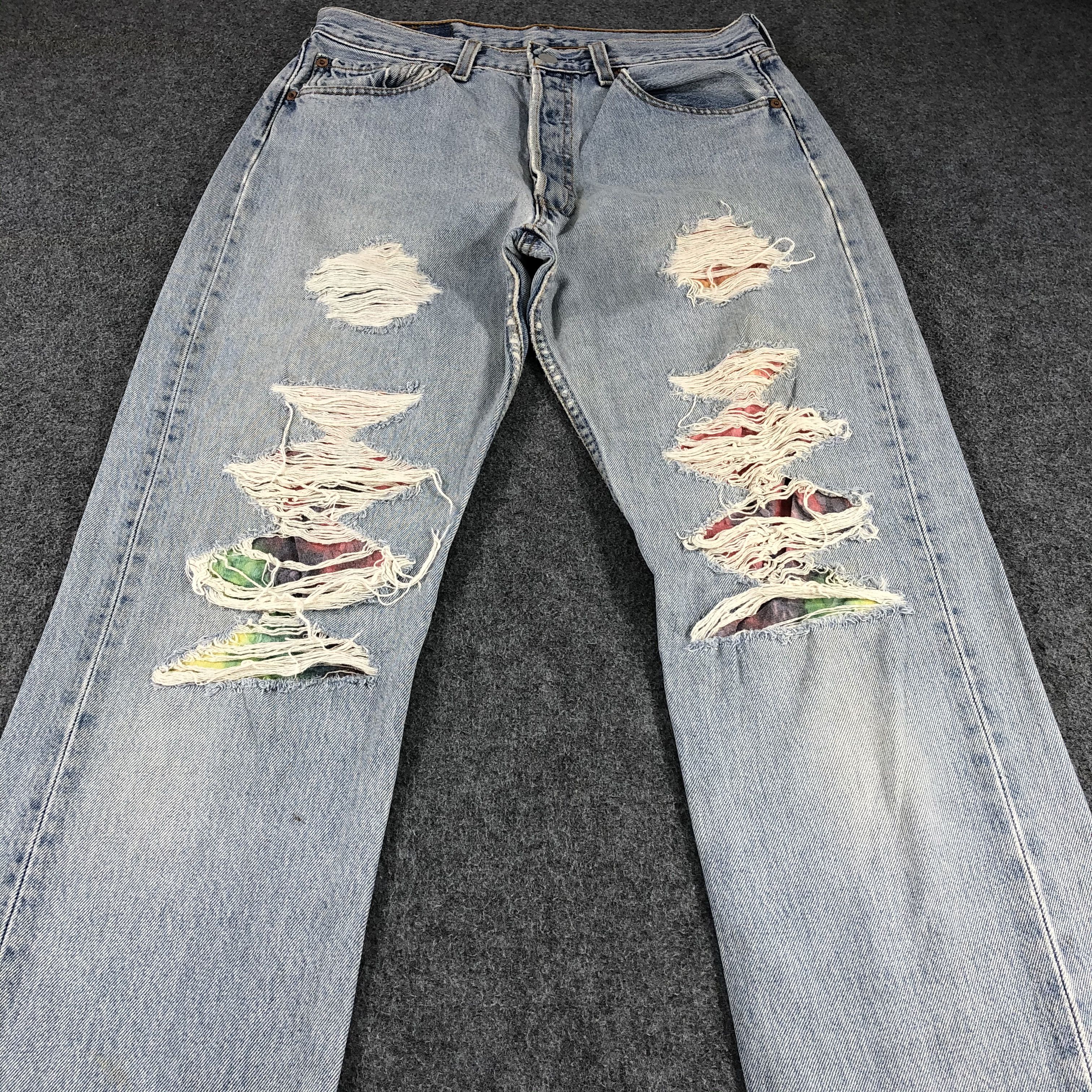 Levi's Vintage 90s Light Wash Distress Levis 501 Jeans-JM843 Size US 30 / EU 46 - 3 Thumbnail