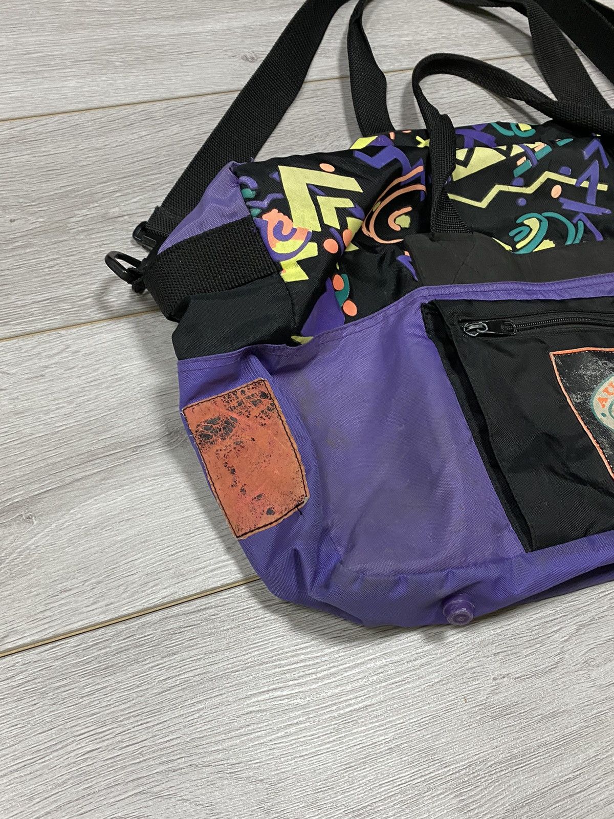 Vintage Nike vintage big swoosh court logo patterns bag Size ONE SIZE - 4 Thumbnail