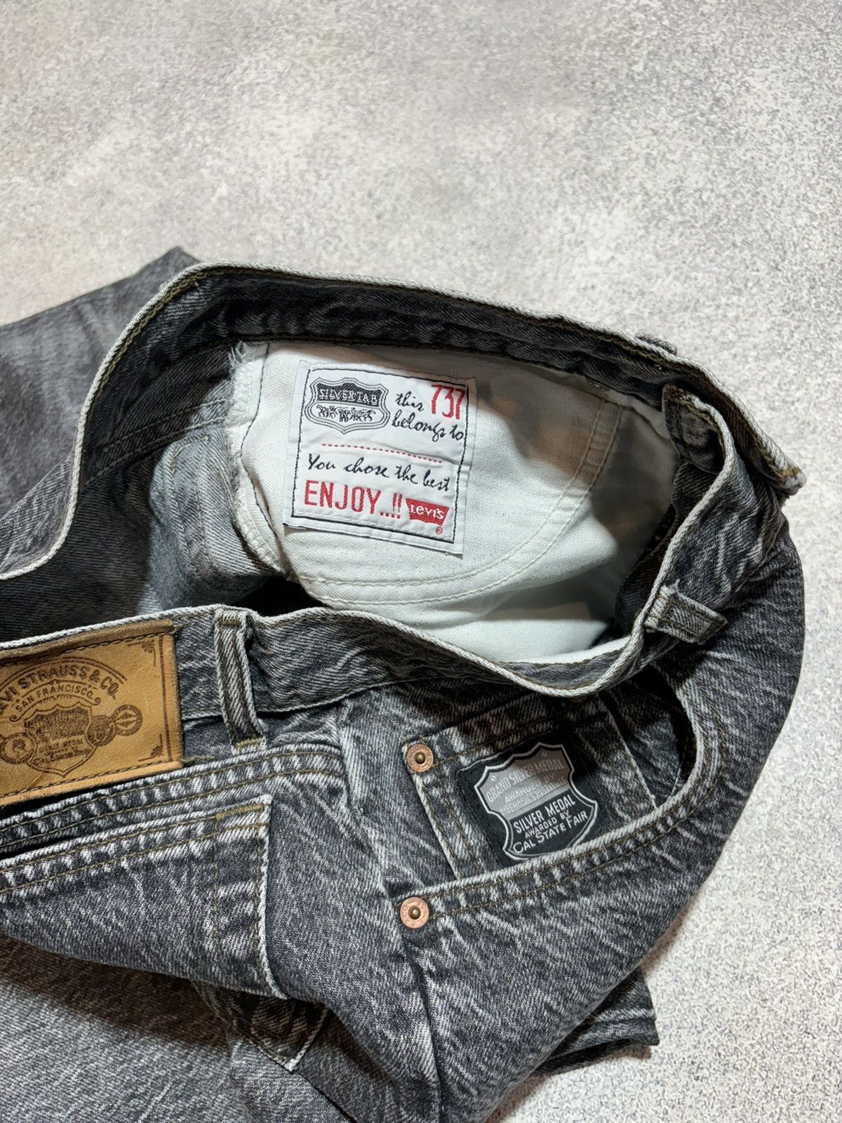 Levi's × Levi's Vintage Clothing × Vintage Vintage Levi’s 737 Silver Tab denim jeans 2000s Size US 32 / EU 48 - 7 Thumbnail