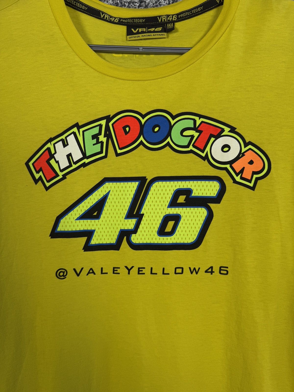 Vintage VR46 Valentino Rossi The Doctor Official Racing Moto F1 XXL Size US XXL / EU 58 / 5 - 6 Thumbnail