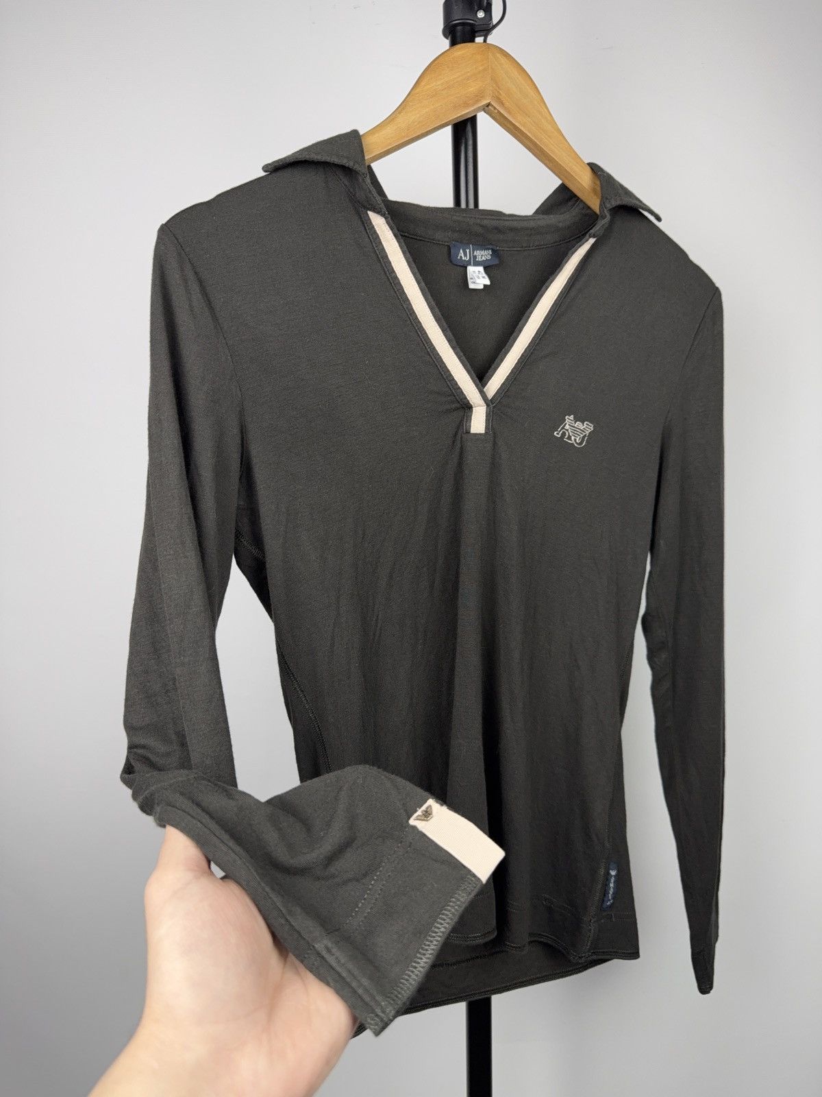 Armani Vintage 90s Retro Armani Jeans V-Neck Long Sleeve Logo Top Size M / US 6-8 / IT 42-44 - 10 Thumbnail