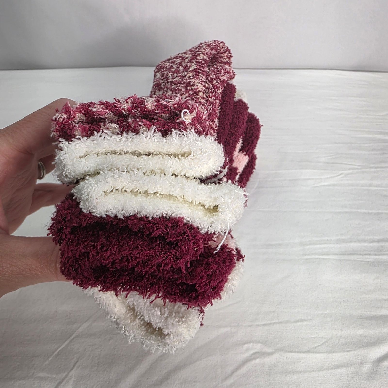Other Fuzzy Women's Warm Socks 4 Pairs Non Skid Bottom One Size Size ONE SIZE - 12 Thumbnail