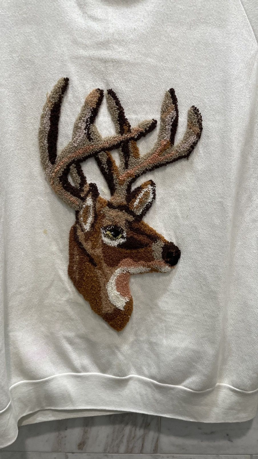 Vintage Made in USA White crewneck Deer sweatshirt Size US L / EU 52-54 / 3 - 2 Thumbnail