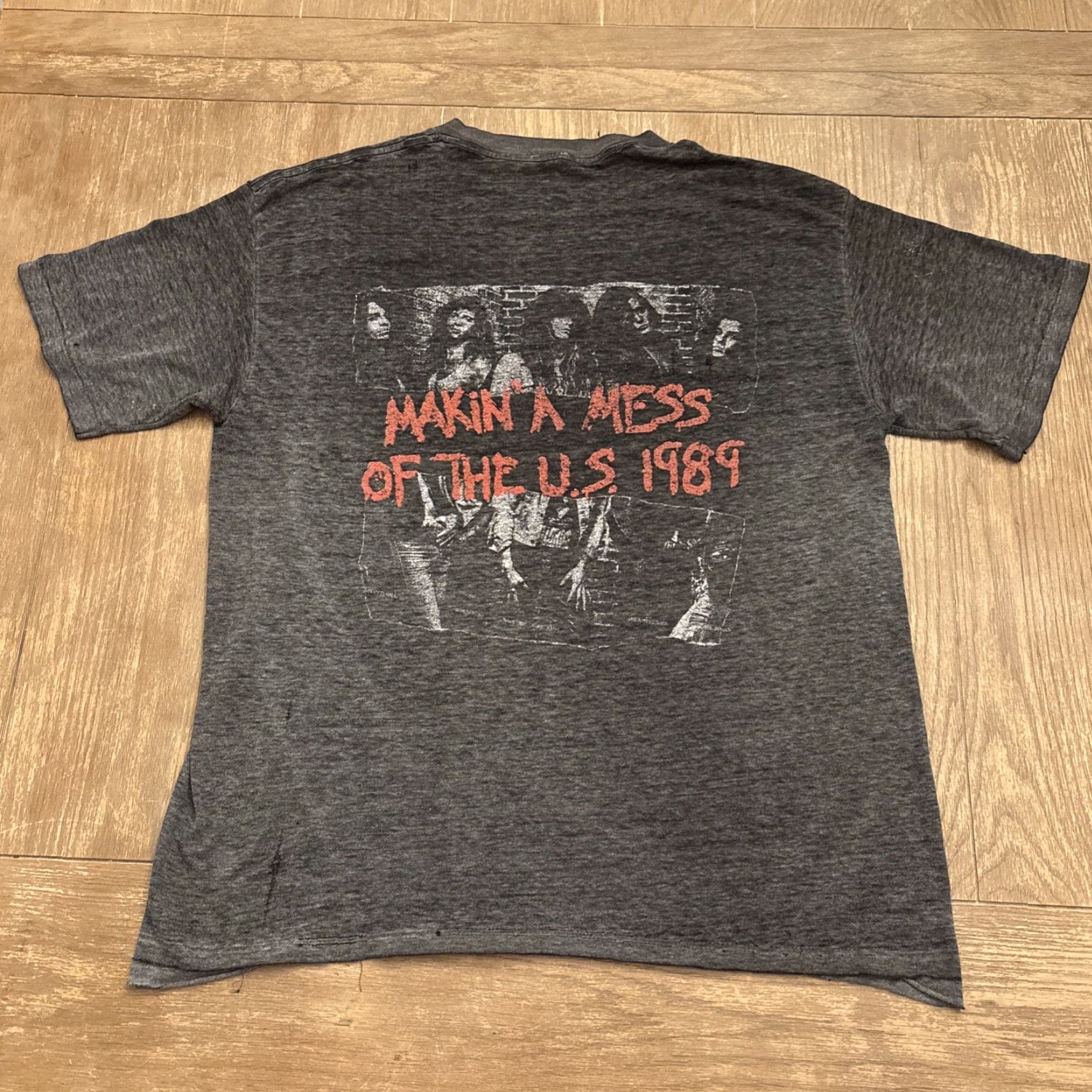 Vintage VINTAGE Skid Row Makin A Mess Black T-shirt Size L Mens T-Shirt 80s Band Rock Size US L / EU 52-54 / 3 - 6 Thumbnail