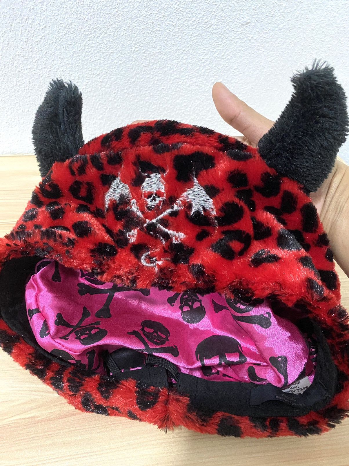 Super Lovers 🔥Archieves🔥Rare Gothic Punk Devil Horn Super Lovers Size ONE SIZE - 6 Thumbnail