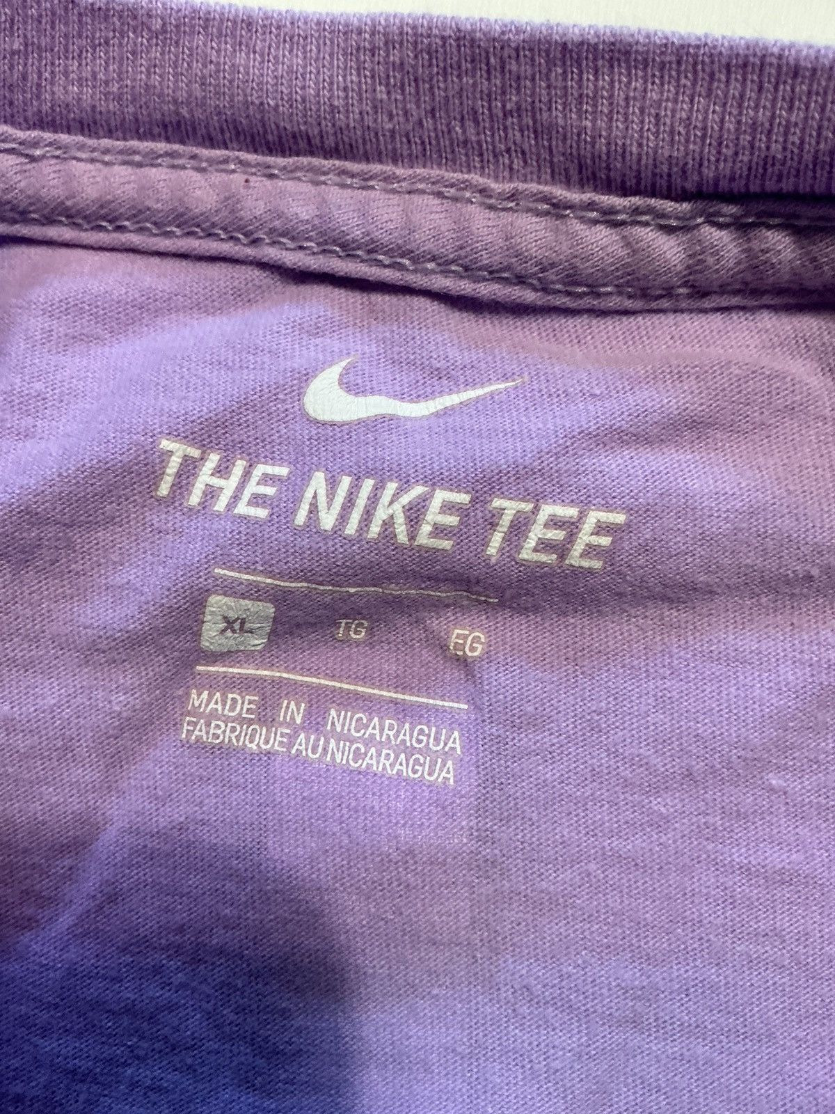 Nike Nike Miami Heat Tyler Herro #14 Vice City Edition T-Shirt Size US XL / EU 56 / 4 - 5 Thumbnail