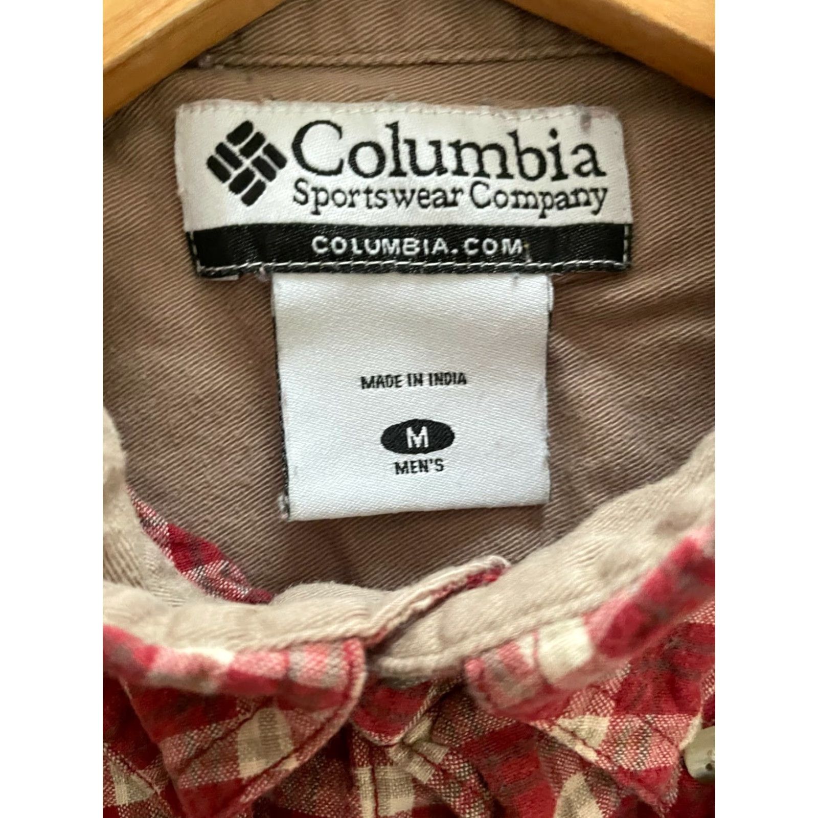 Vintage Columbia Shirt Mens Med Long Sleeve Button-Up Red Plaid, Casual Workwear, Pockets, Breathable Size US M / EU 48-50 / 2 - 4 Thumbnail