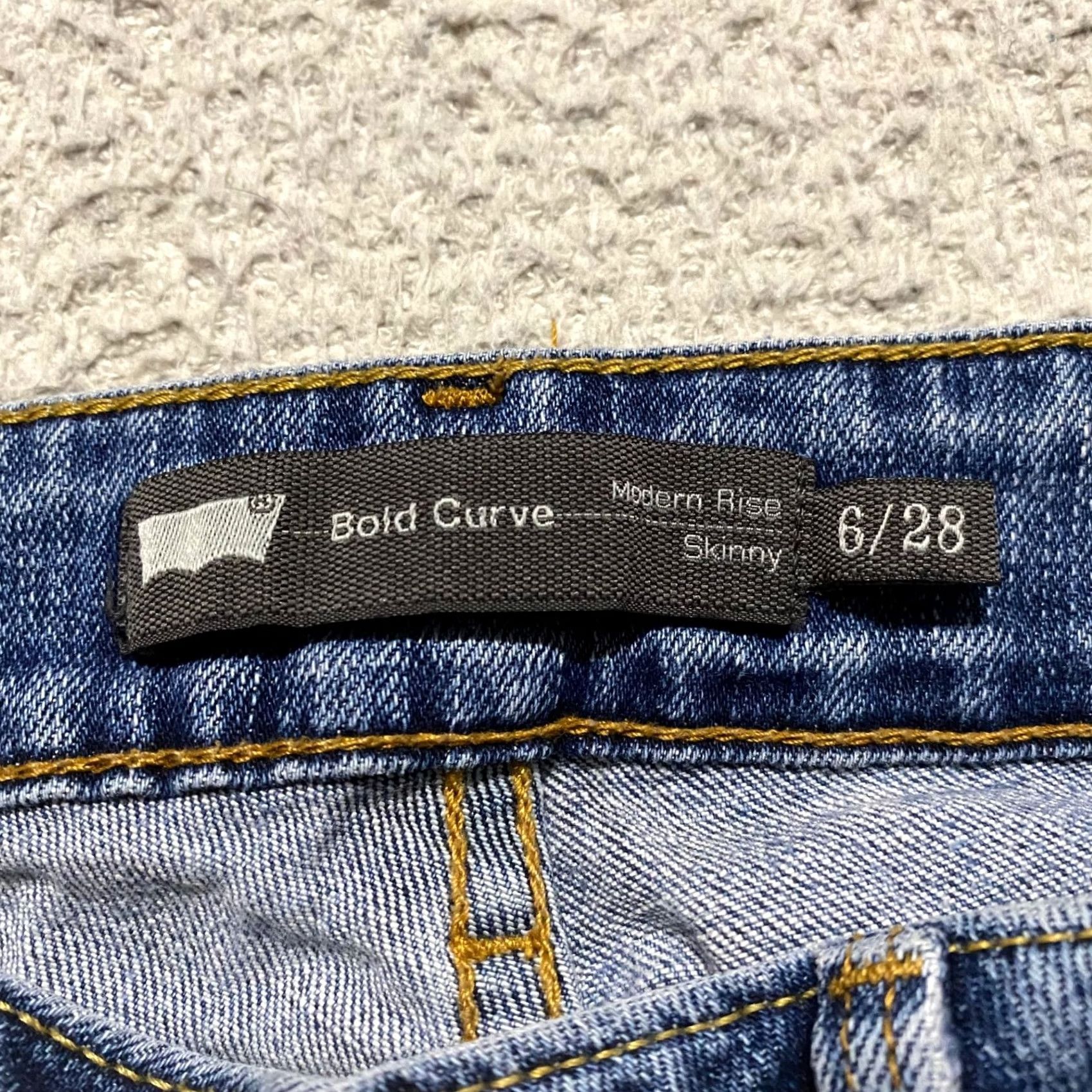 Levi's Levi's Jeans Blue Denim Medium Wash Low Rise Skinny 28 Regular Womens Pants 5-Pocket Design Stretch Size 28" / US 6 / IT 42 - 3 Thumbnail
