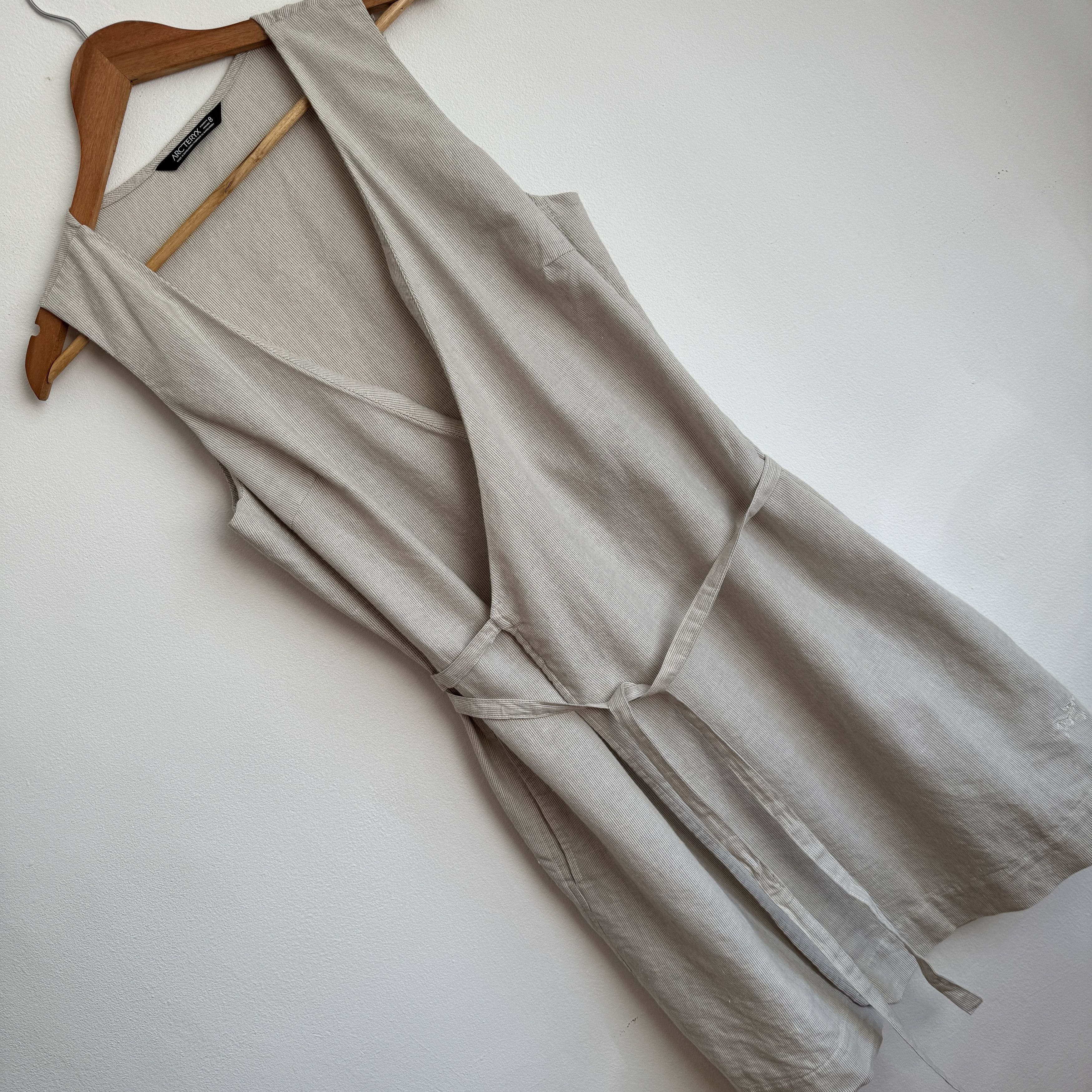 Arc'teryx Arc'teryx Vaseux Linen Blend Wrap Dress M Size M / US 6-8 / IT 42-44 - 11 Thumbnail