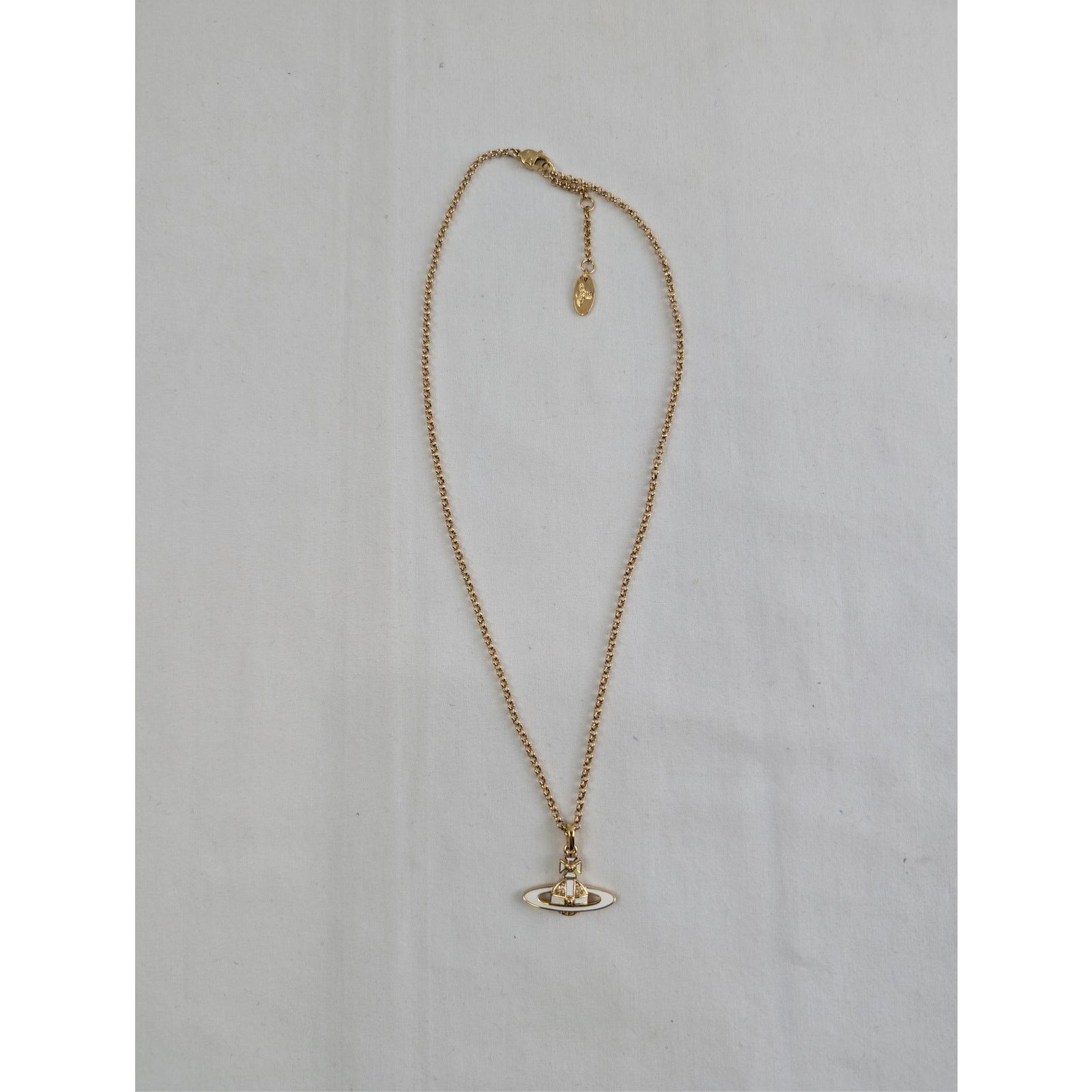 Vivienne Westwood o1rshd1 Size: OS / unisex Gold Cristal Orb Pendant Necklace Size ONE SIZE - 1 Thumbnail