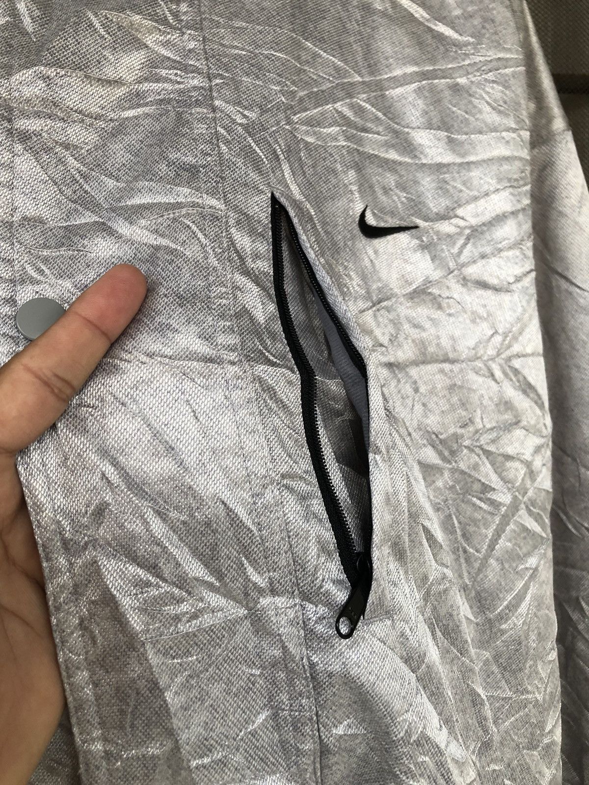Nike × Vintage Vintage Nike Silver Long Coat Fleece Jacket Size US XL / EU 56 / 4 - 5 Thumbnail