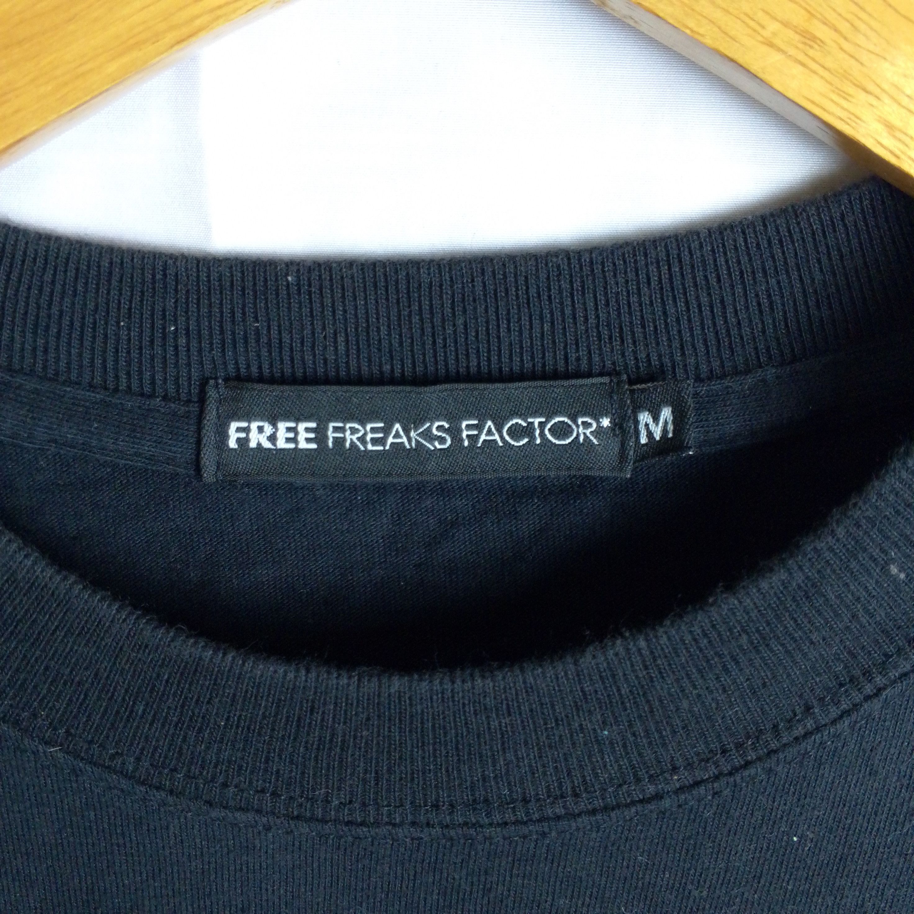 20471120 Free Freaks Factor FBI M-16 A Special Military Unit Tee Size US M / EU 48-50 / 2 - 9 Thumbnail