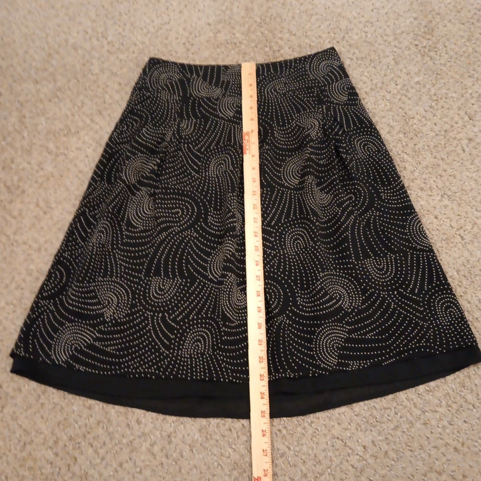 Geoffrey Beene Geoffrey Beene Skirt Women Knee Length A-Line Black Geometric Pleated Lined Size 4 Size 27" / US 4 / IT 40 - 4 Thumbnail