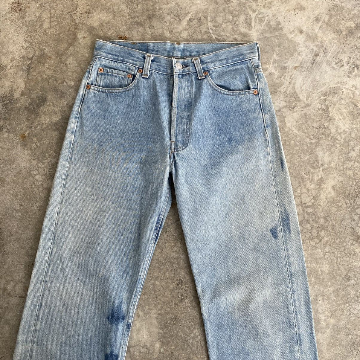 Levi's Size 28x31 Vintage 1993 Levis 501 Faded Blue Denim Jeans Size US 28 / EU 44 - 3 Thumbnail
