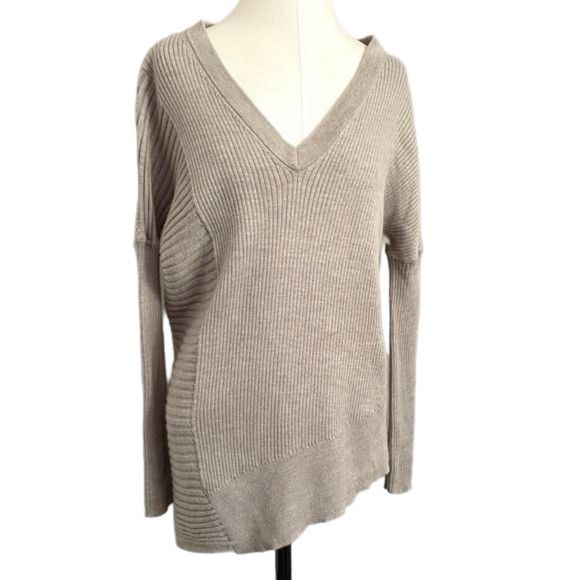 Allsaints Allsaints V Neck Ribbed Sweater - XS/S, OVERSIZED! Size XS / US 0-2 / IT 36-38 - 2 Thumbnail