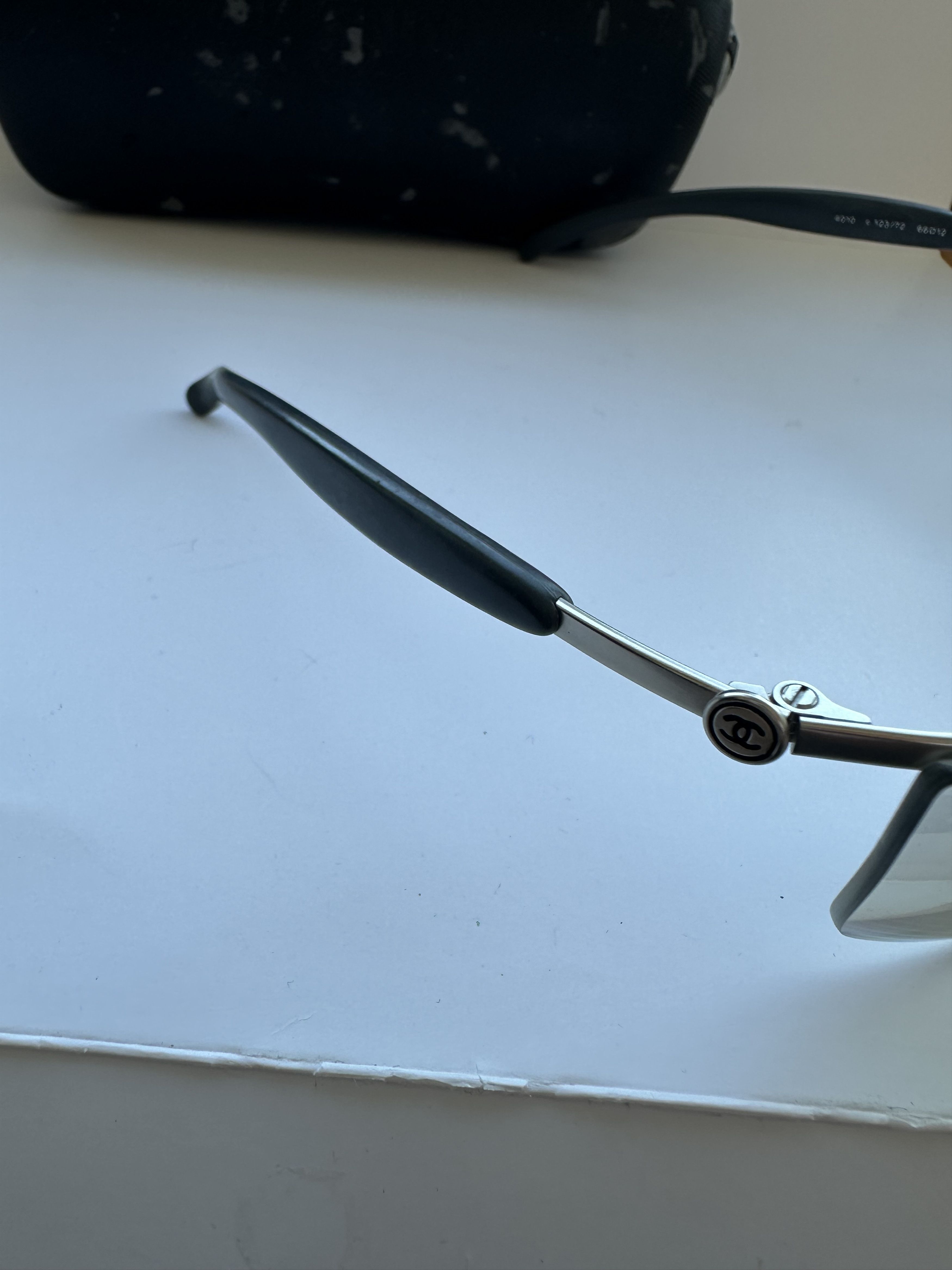 Chanel Chanel 4010 Silver Rimless Sunglasses Vintage Size ONE SIZE - 6 Thumbnail