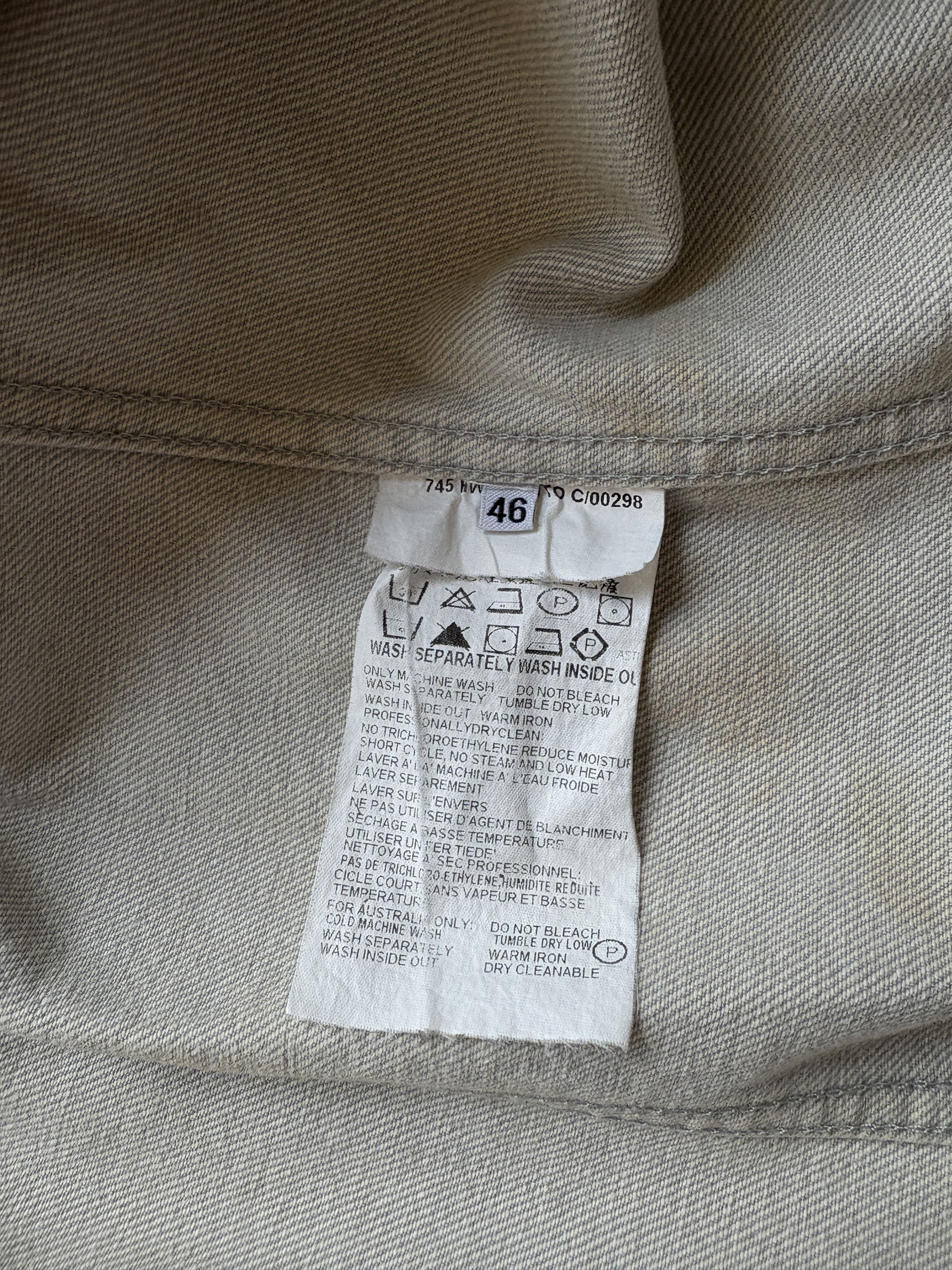 Helmut Lang ⚡️QUICK SALE⚡️1990's Helmut Lang Dirty Denim Denim Jacket Size US S / EU 44-46 / 1 - 6 Thumbnail