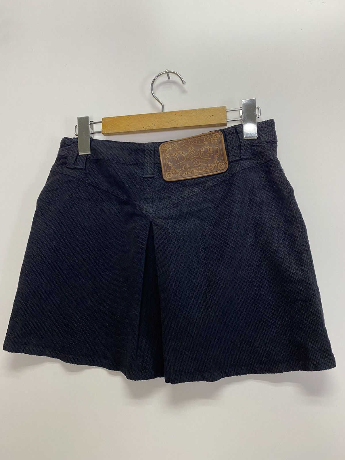 Dolce & Gabbana Dolce & Gabbana mini skirts Size 28" / US 6 / IT 42 - 6 Thumbnail