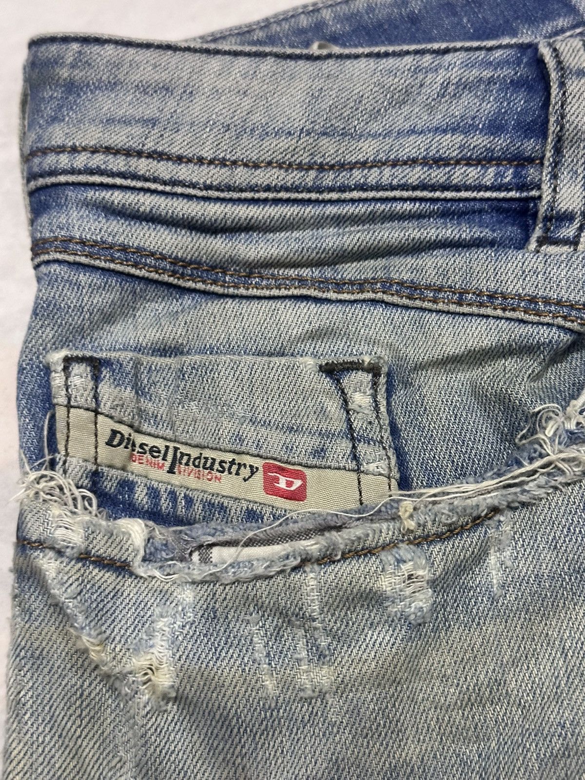 Diesel Diesel Vintage Jeans With Regular Slim Loose and Faded Wash Size US 33 - 7 Thumbnail