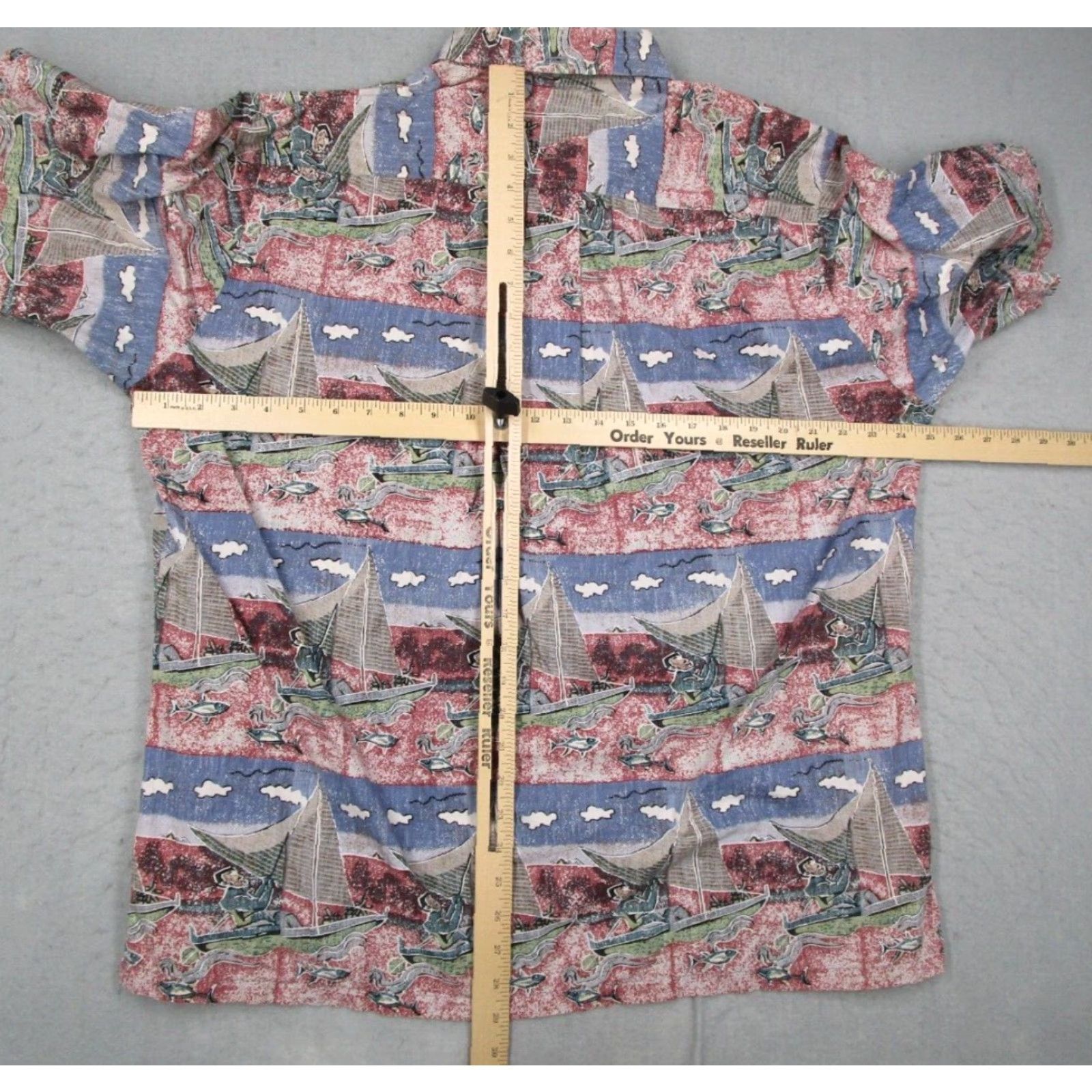 Vintage Kahala Avi Collection Mens Red Button-Up Shirt XL Regular Knit Cotton Short Sleeve Geometric Aloha Nautical Tropical Logo Button-Down Made in USA Size US XL / EU 56 / 4 - 4 Thumbnail