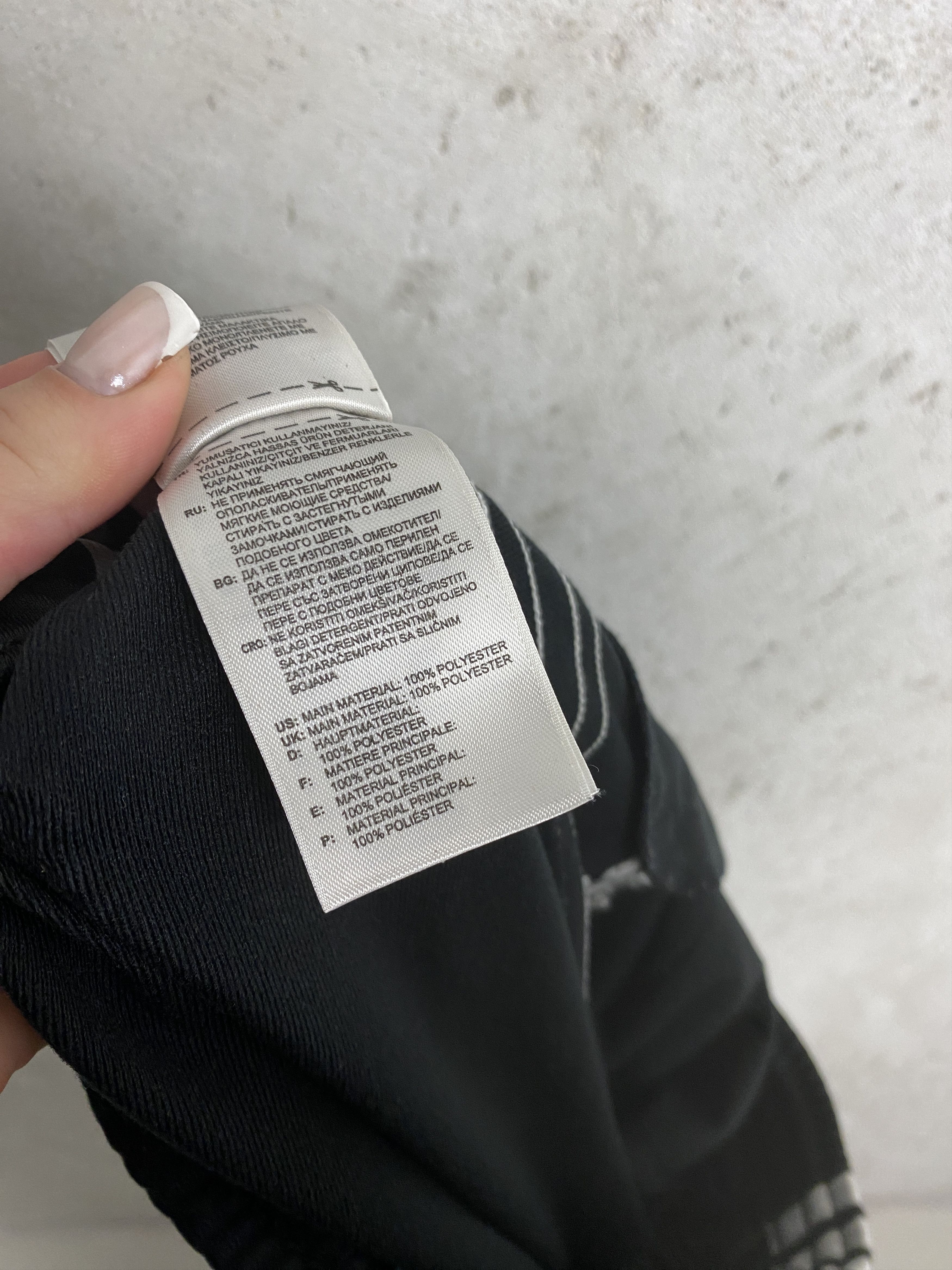 Adidas Adidas black trackpants y2k 00s pants Size 30" / US 8 / IT 44 - 7 Thumbnail