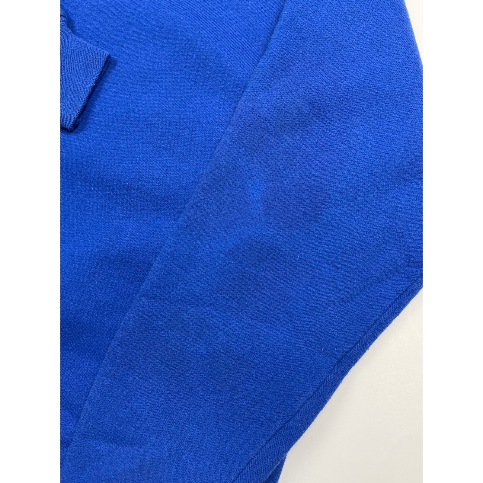 Vintage Vintage 90s Russell Athletic Crewneck Sweatshirt L Blue Size US L / EU 52-54 / 3 - 5 Thumbnail