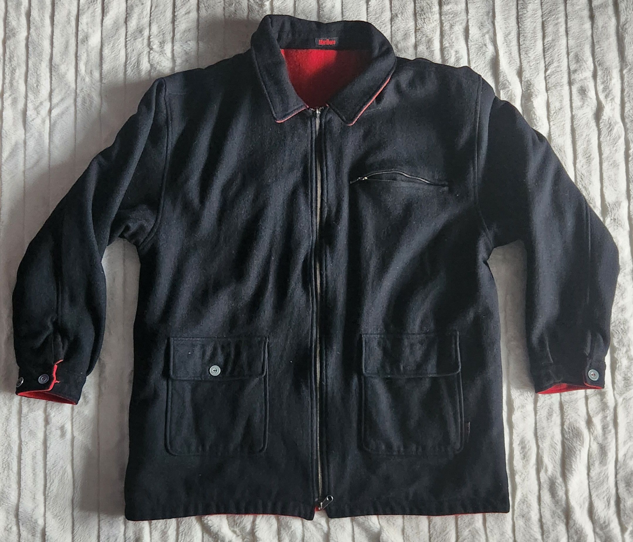 Vintage Marlboro Reversible Black outlet & Red Jacket (Size XL)