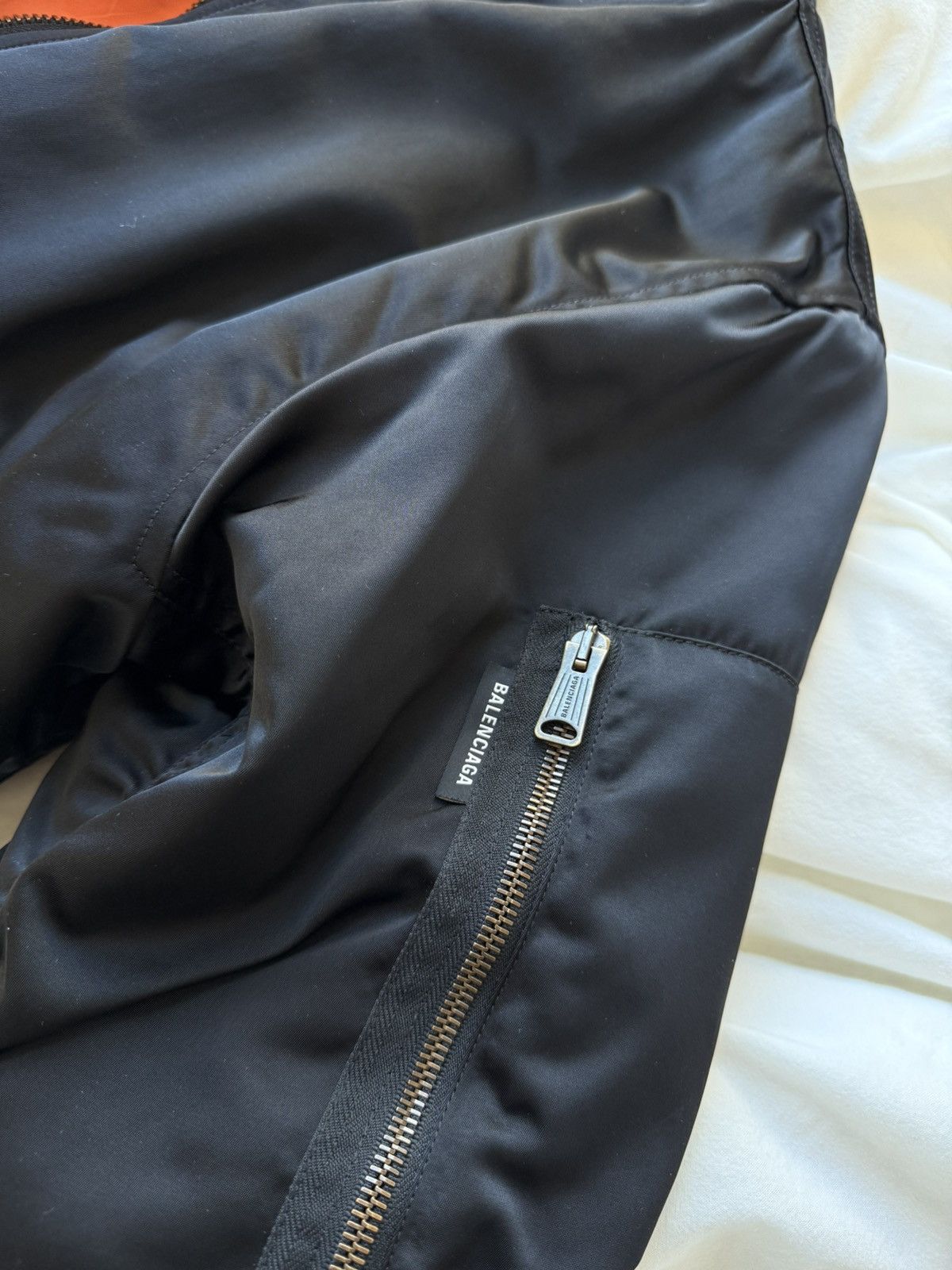 Balenciaga Unisex Shrunk Bomber Jacket in Black Nylon Size US L / EU 52-54 / 3 - 4 Thumbnail