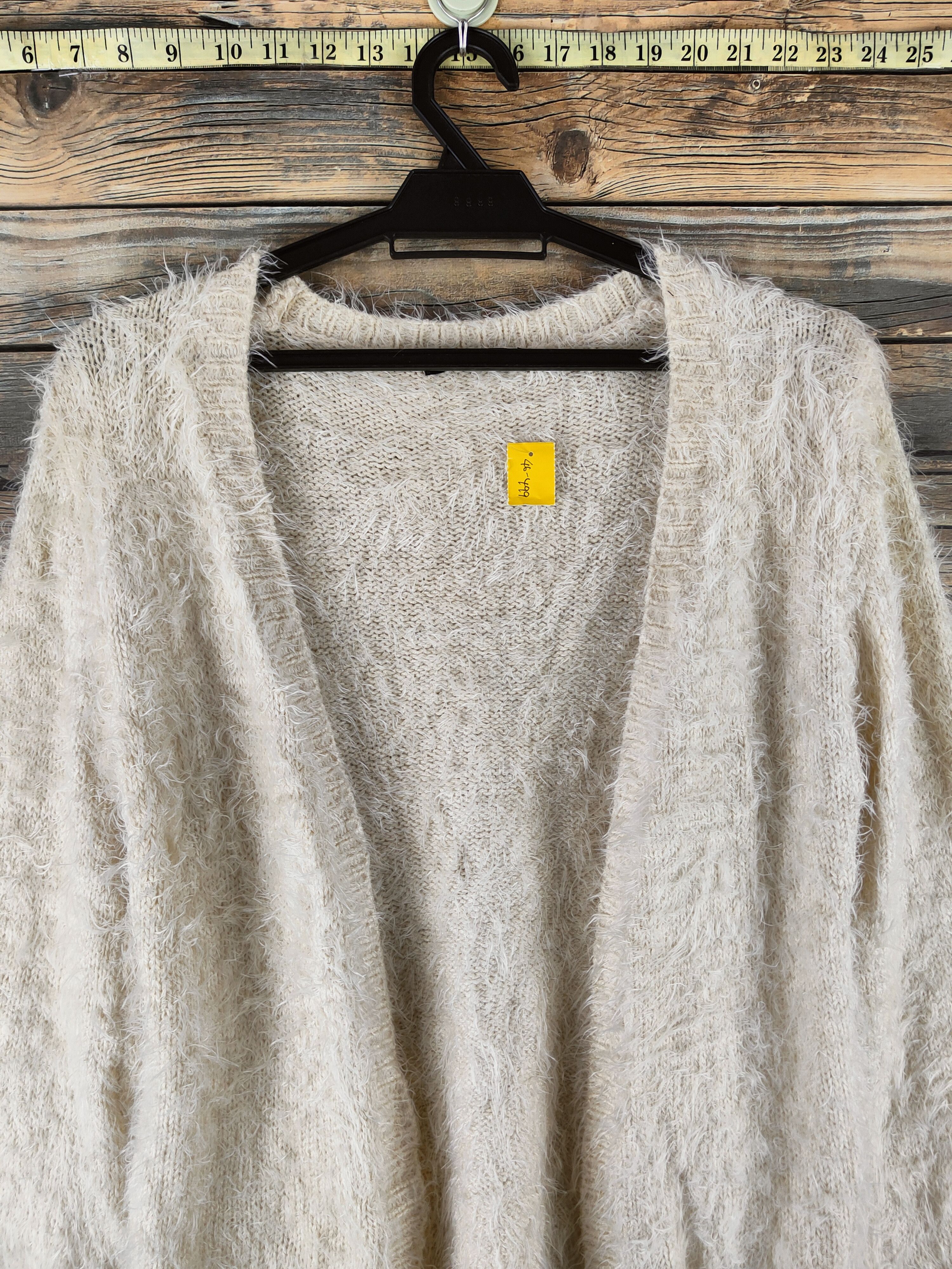 Japanese Brand DL Gorge Ivory Fur Mohair Knitwear Cardigans #46-499 Size S / US 4 / IT 40 - 2 Thumbnail
