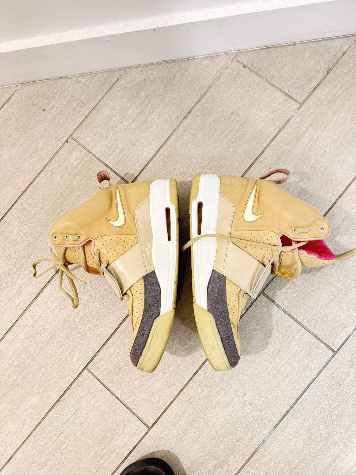 Nike × Yeezy YEEZY 1 Size US 11 / EU 44 - 7 Thumbnail
