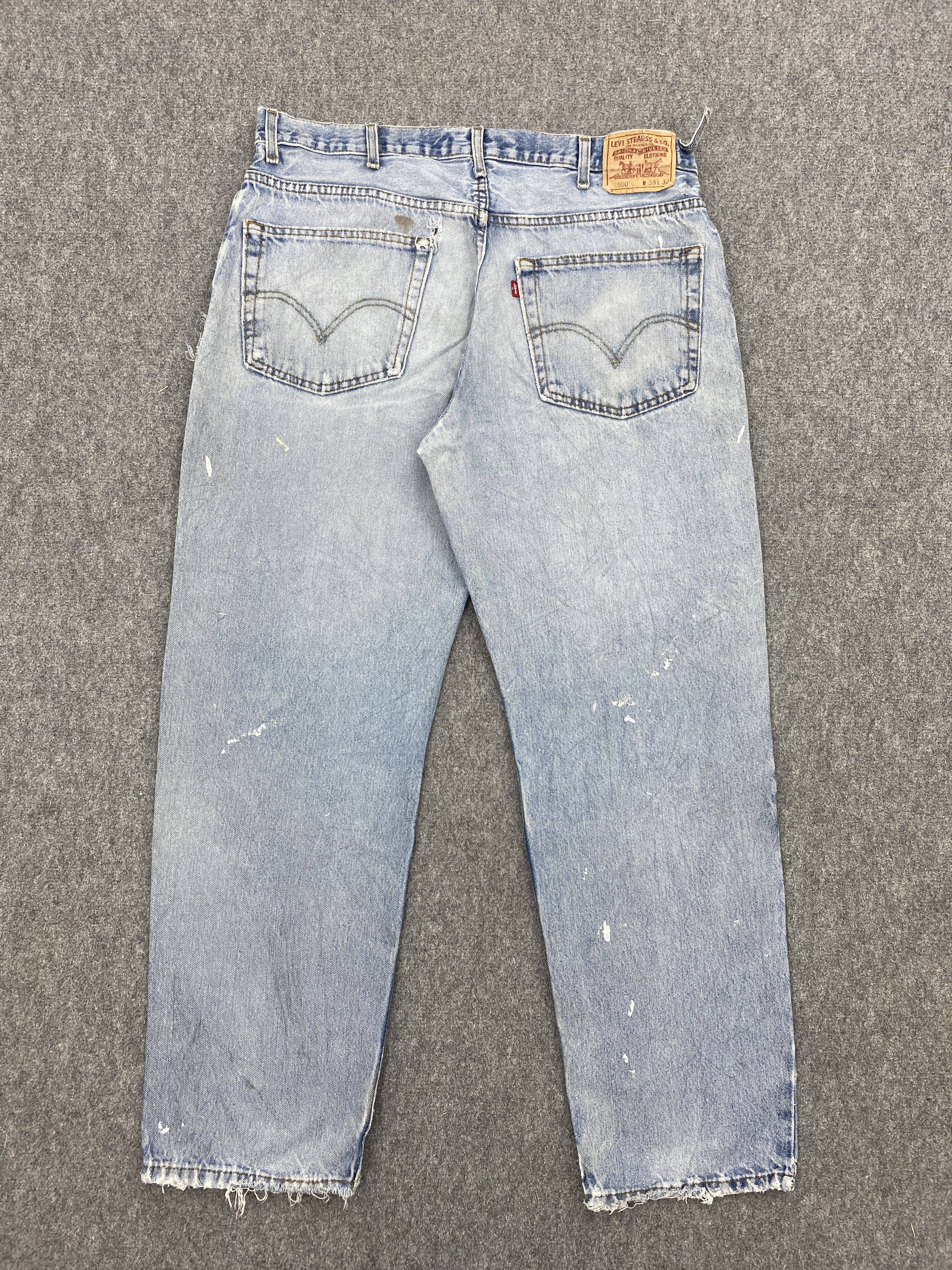 Levi's × Vintage Light Wash Vintage Levi's 550 Jeans DP2652 Size US 36 / EU 52 - 3 Thumbnail