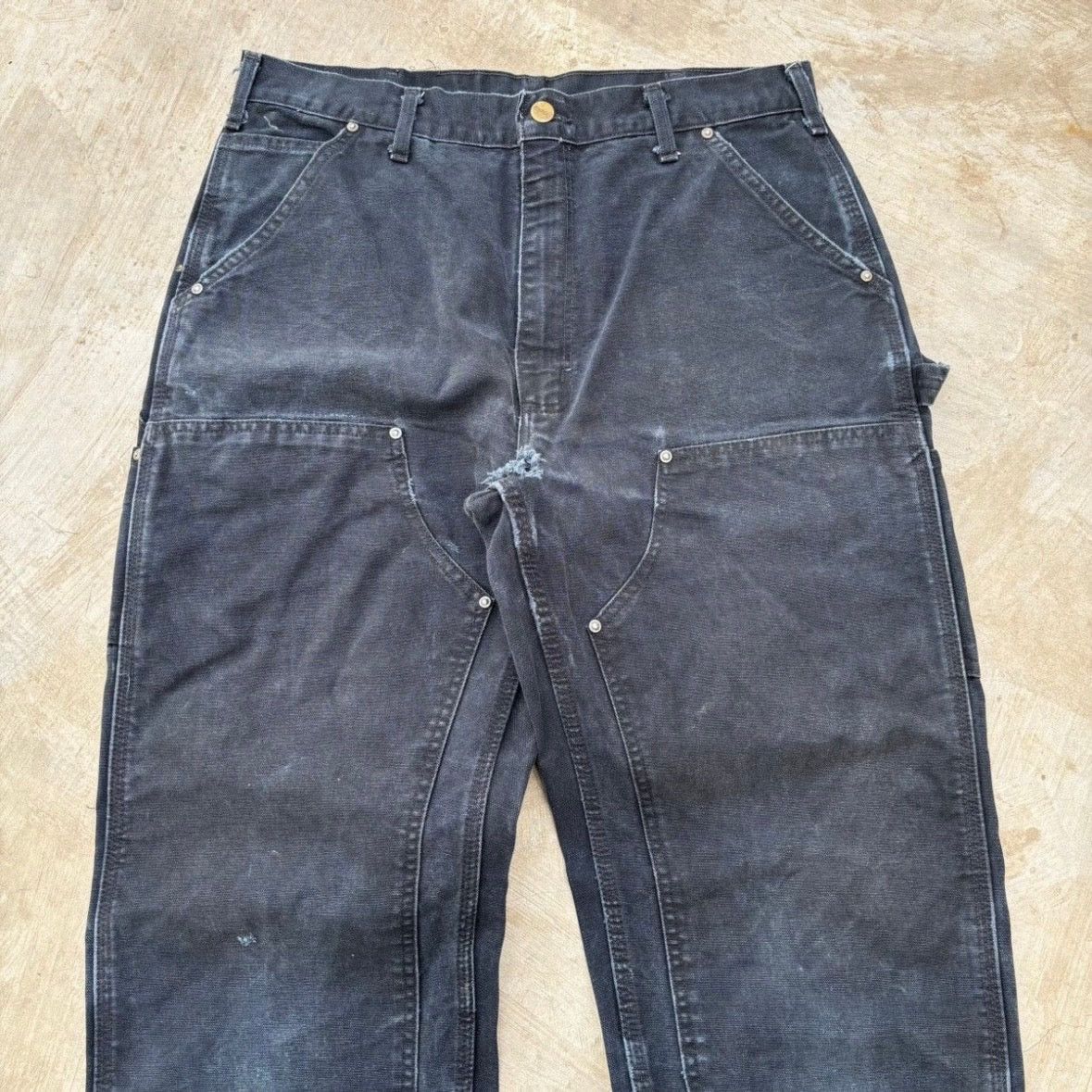 Carhartt Vintage 00s Thrashed Carhartt Double Knee Pant Size US 34 / EU 50 - 2 Thumbnail