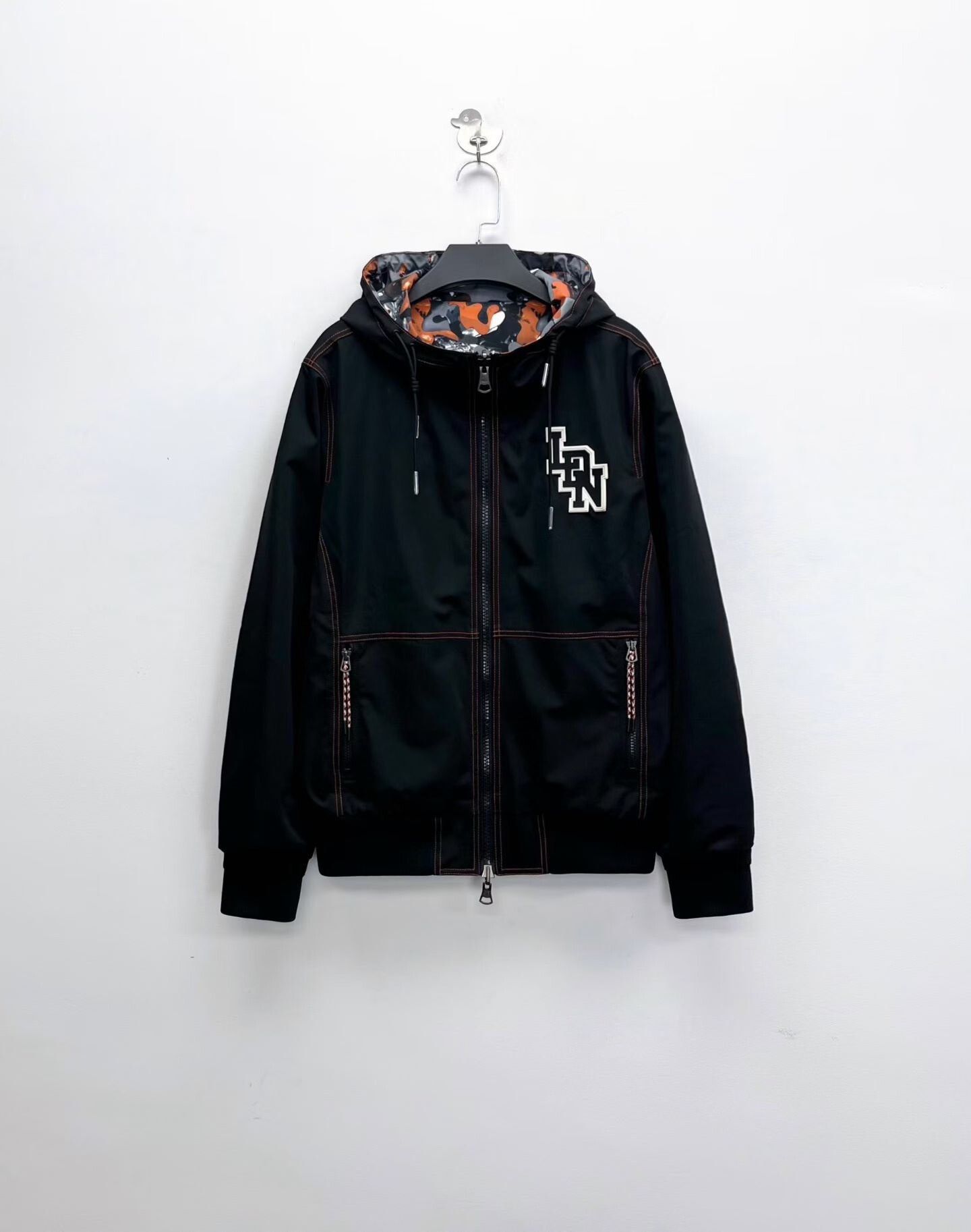 Burberry Burberry Letter Logo Graffiti Double-Sided Jacket Size US M / EU 48-50 / 2 - 1 Thumbnail