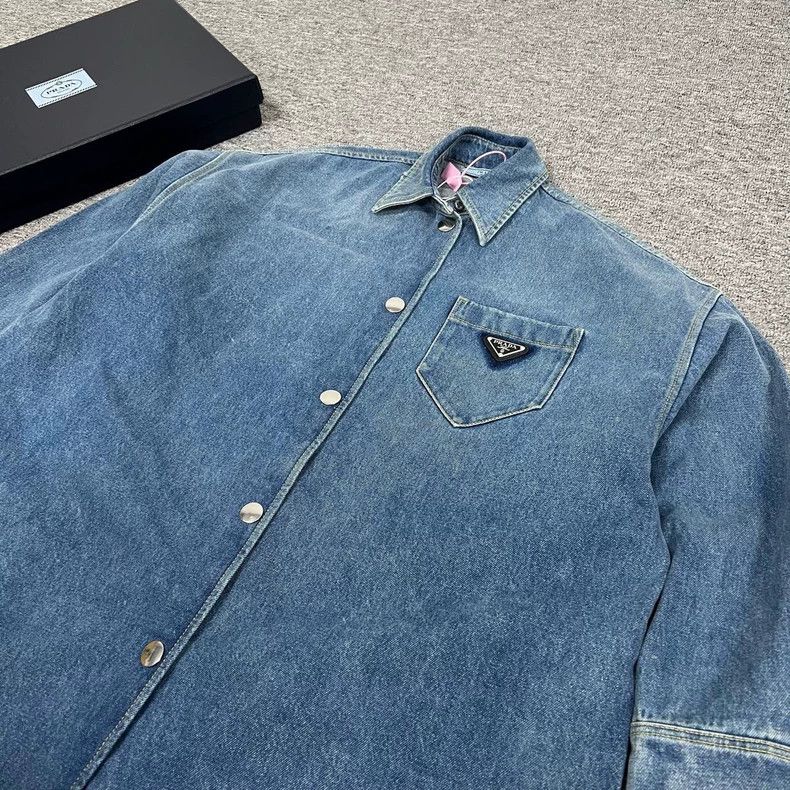 Prada Prada Size 36 Triangle silhouette denim shirt jacket size Size US S / EU 44-46 / 1 - 5 Thumbnail
