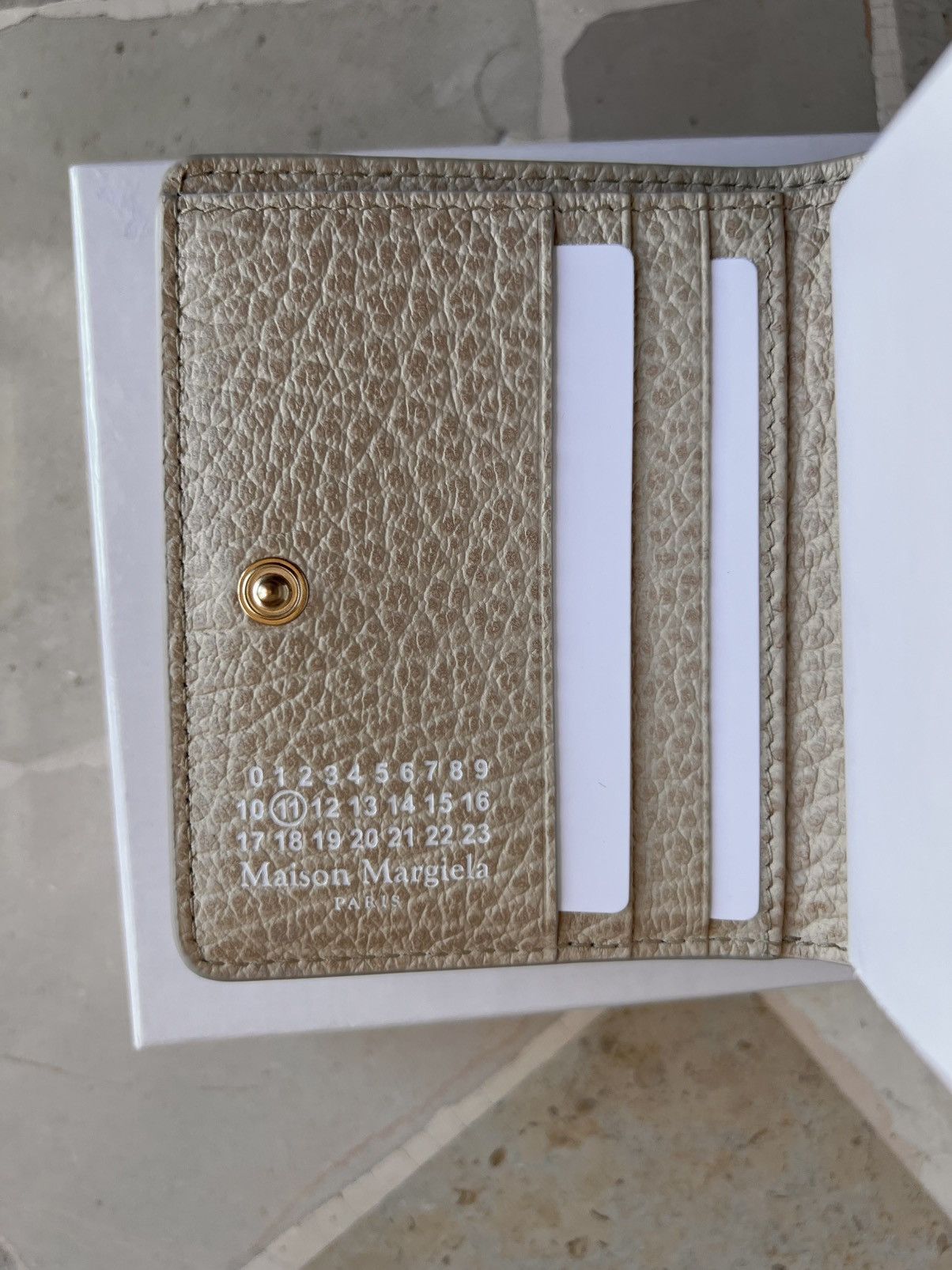 Maison Margiela Maison Margiela Leather Wallet Beige grain 11 cards holder Size ONE SIZE - 10 Thumbnail