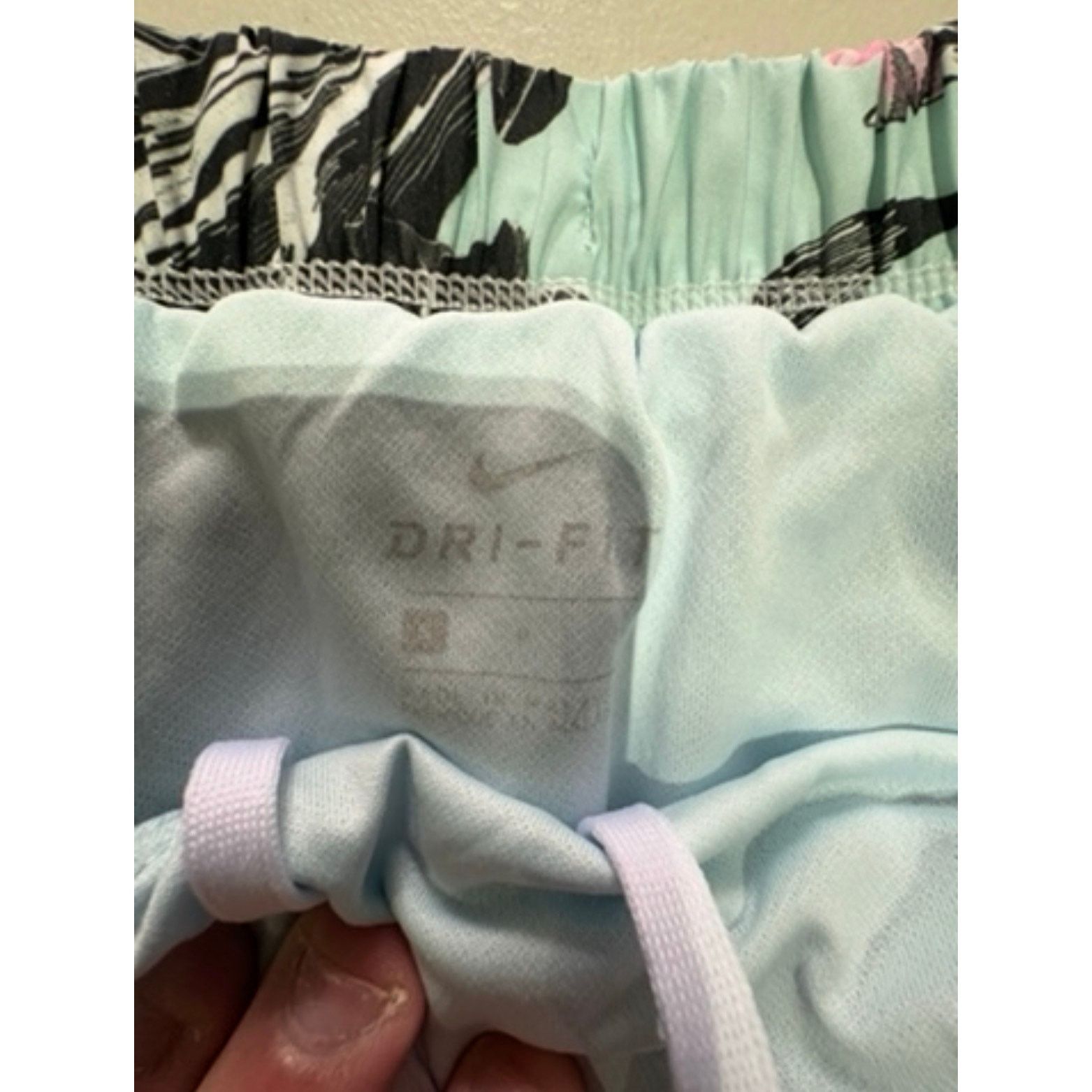 Nike Nike Dri-FIT Women’s Running Shorts Floral Size Small Size 27" / US 4 / IT 40 - 4 Thumbnail