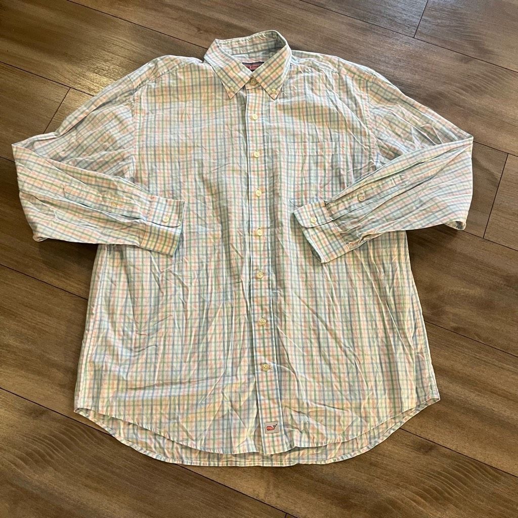 Vineyard Vines Vineyard Vines Lot of 2 Casual Buttonups Men Large Bin P-24 Size US L / EU 52-54 / 3 - 2 Thumbnail