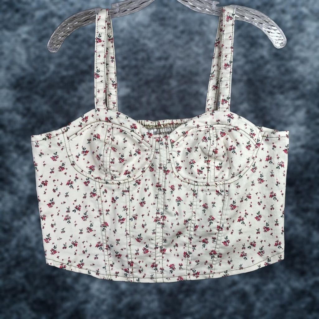 Vintage No Boundaries Tank Juniors XL 15-17 White Floral Spaghetti Strap Cropped Sleeveless Bohemian Y2K Floral Crop Top Womens Size XL / US 12-14 / IT 48-50 - 1 Thumbnail
